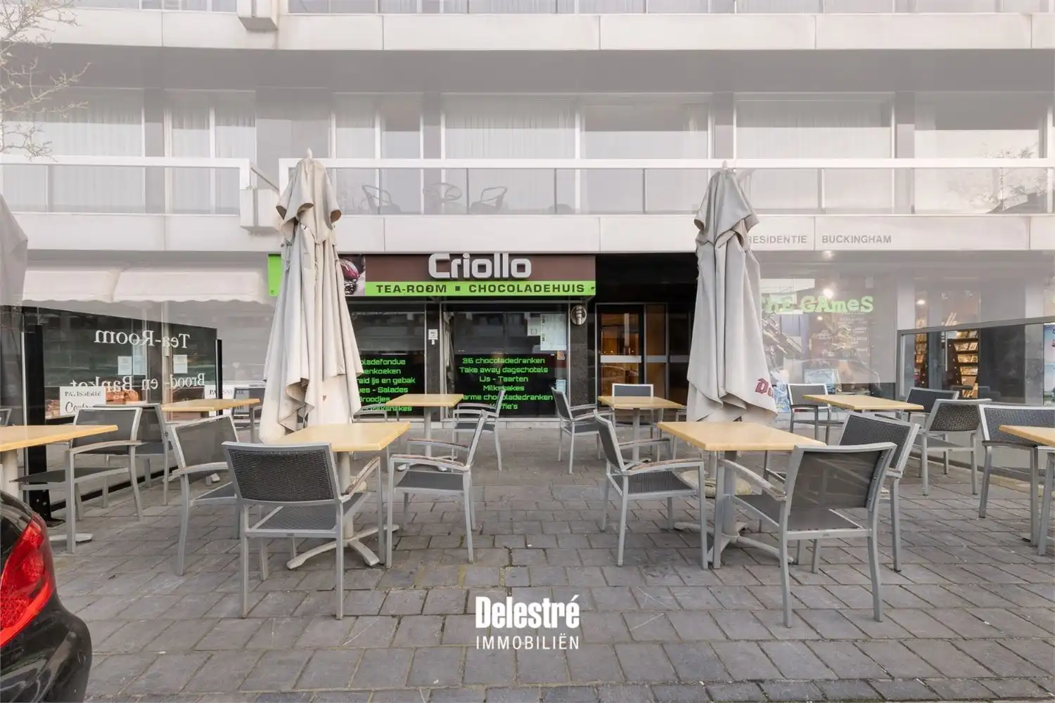 GOED DRAAIENDE HORECAZAAK CENTRUMLAAN MET TERRAS foto 2