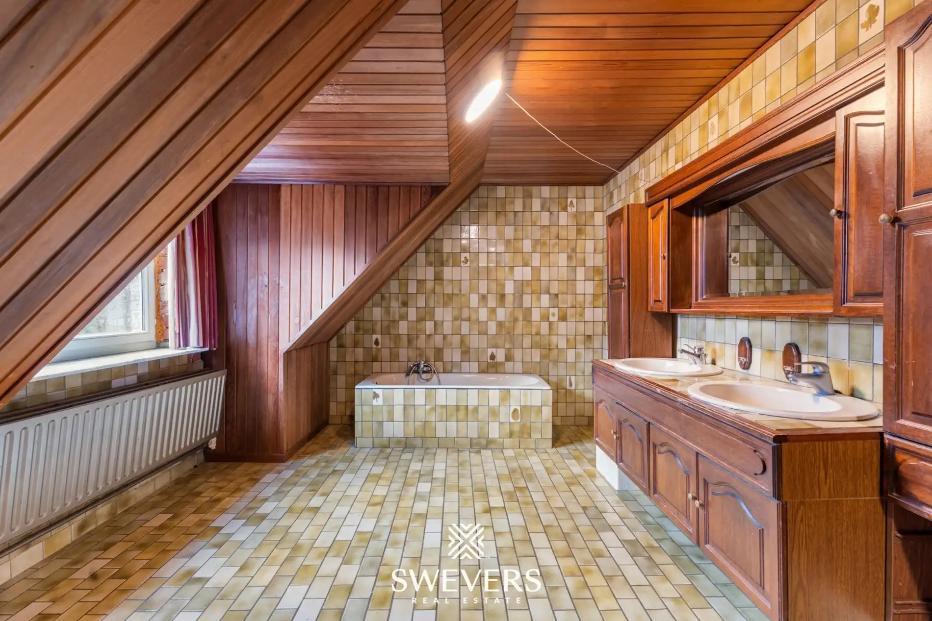 Stijlvol en ruim wonen in een woning met veel potentieel in het residentiële Bolderberg foto 36