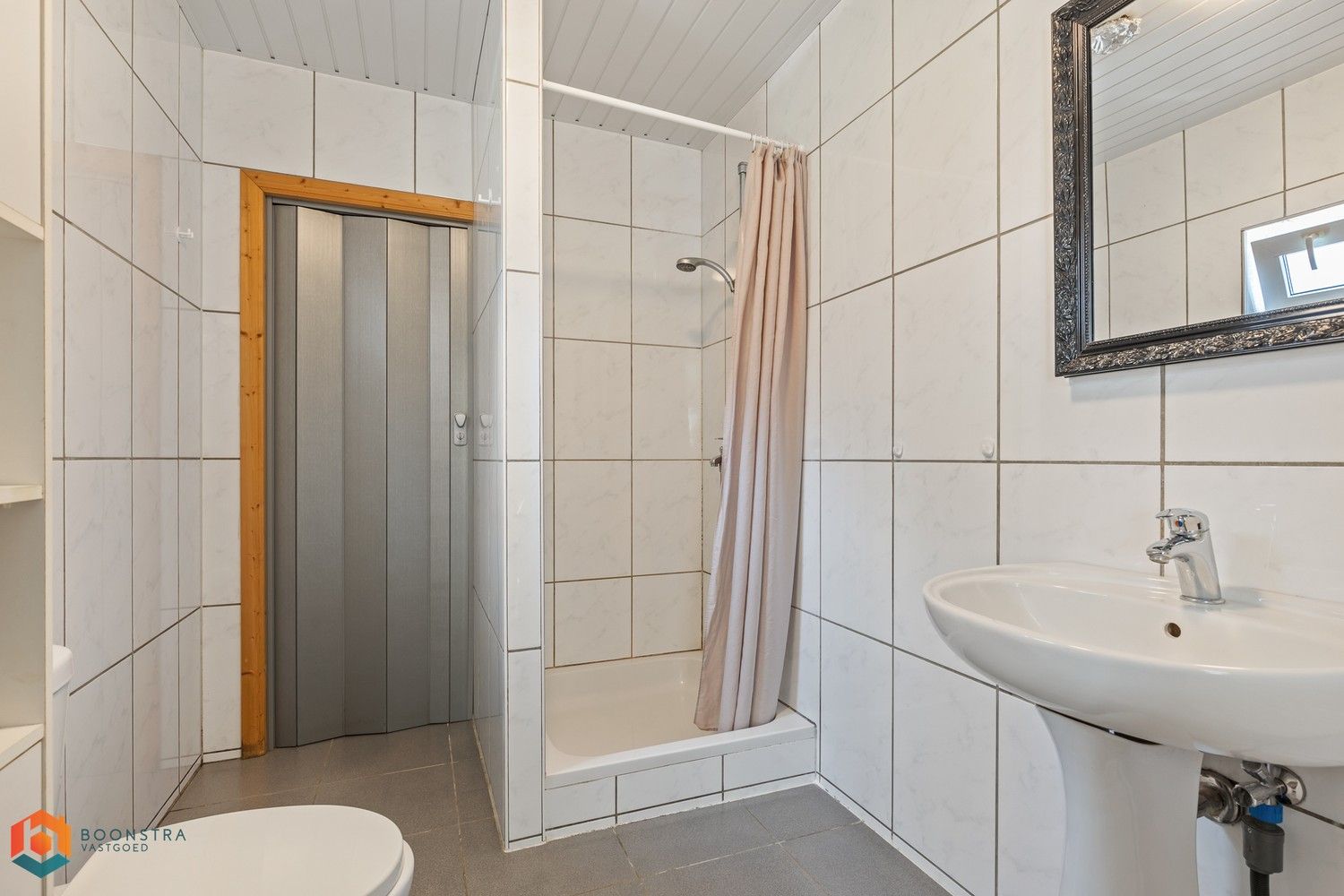 Te renoveren woning met 2 slpkrs te Heist-op-den-Berg foto 9