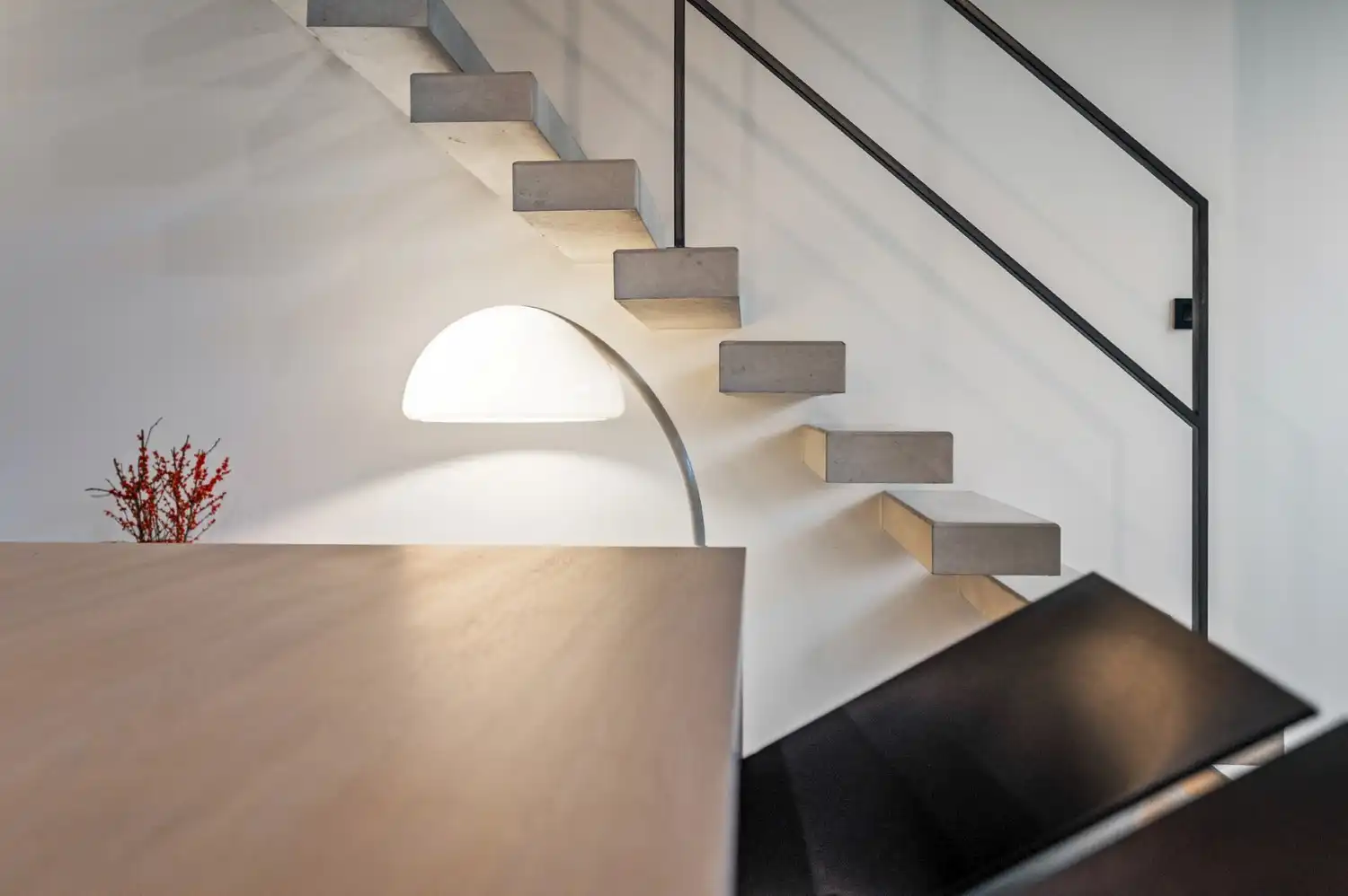 RECENTE HANDELSWONING OP COMMERCIELE LIGGING! foto 14