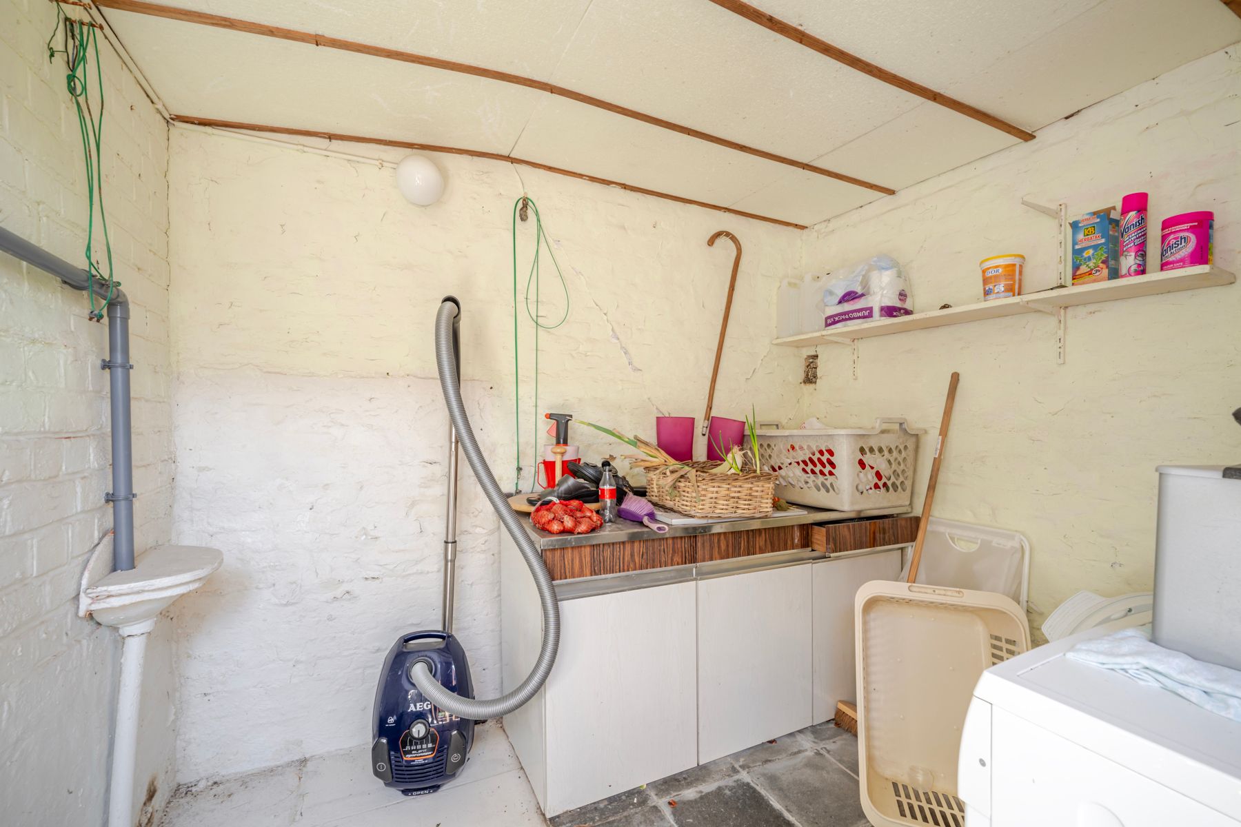 Woning met tuin en doorgang achteraan foto 17