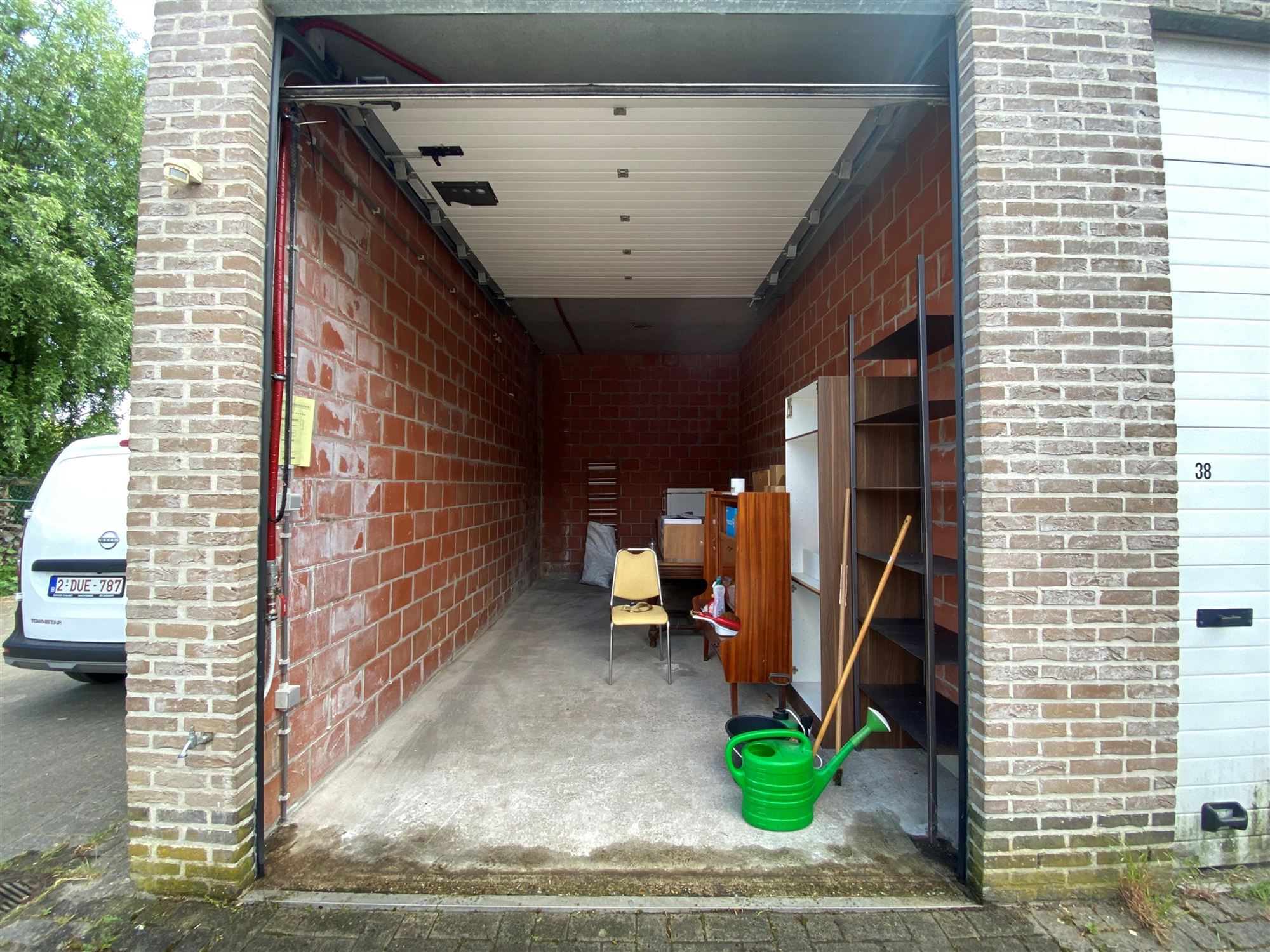 Afgesloten garagebox 30 m² - bovengronds  foto 2