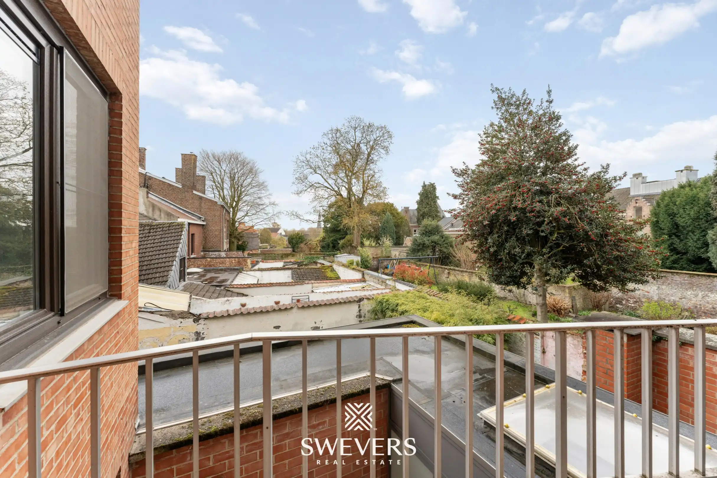 Instapklaar 2-slaapkamer appartement met autostaanplaats in hartje Tongeren   foto 14