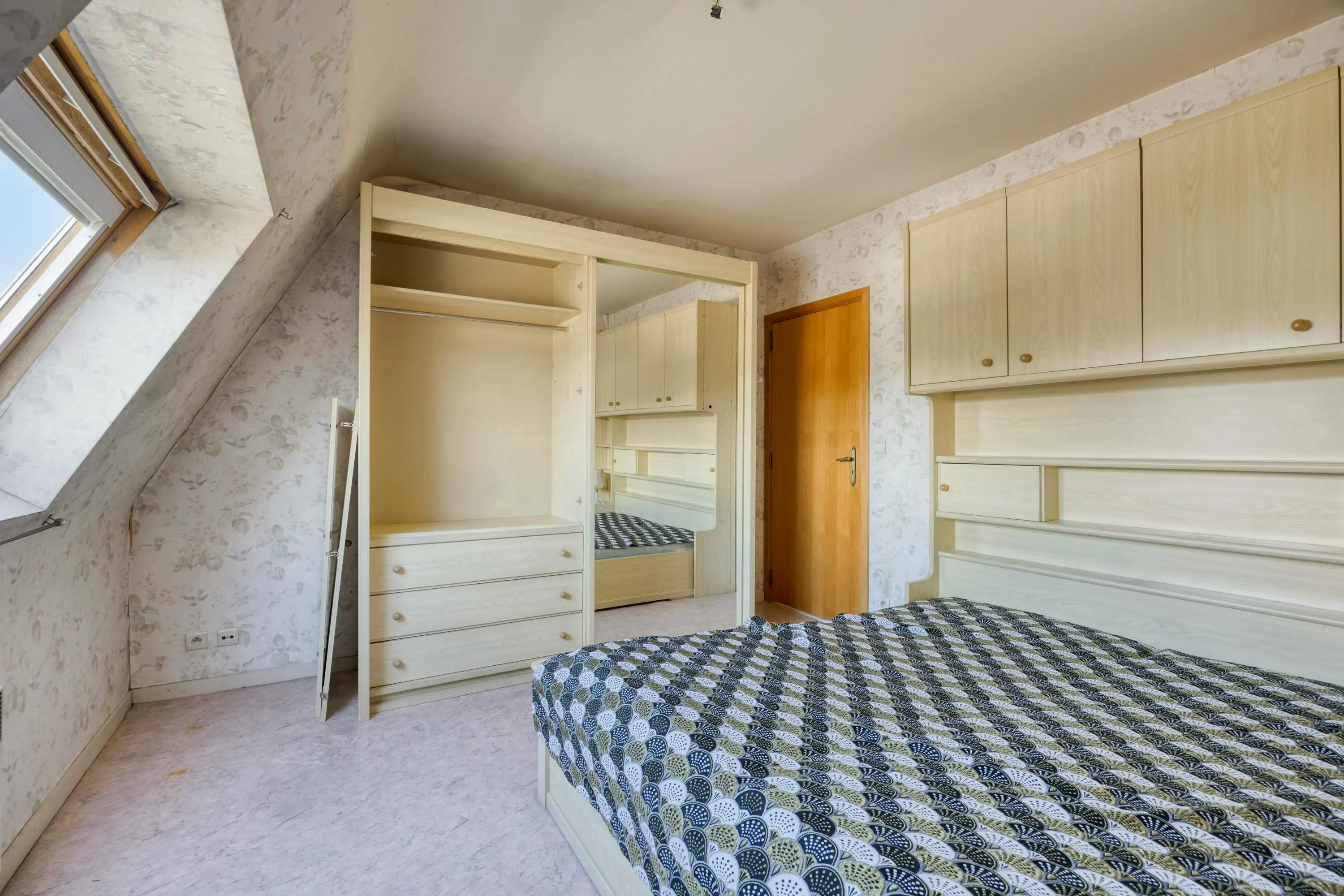Op te frissen appartement met zonneterrassen in Gentbrugge foto 16