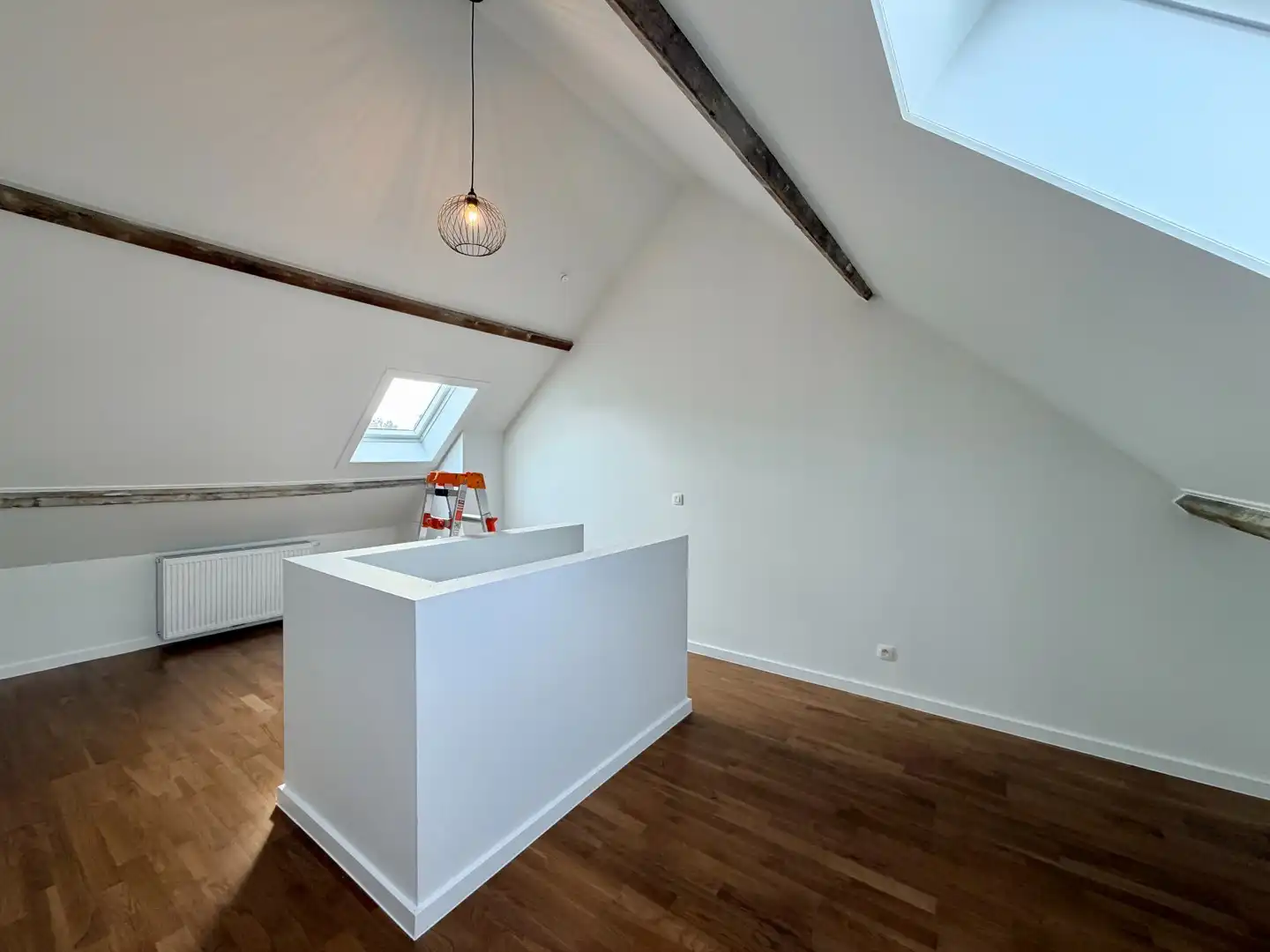 Volledig gerenoveerde woning met 3 slaapkamers en garage te Izegem! foto 12