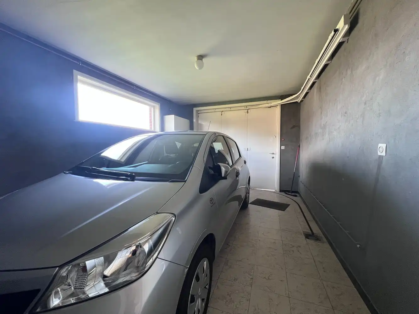 Rustig gelegen woning met 3 slaapkamers en garage. foto 10