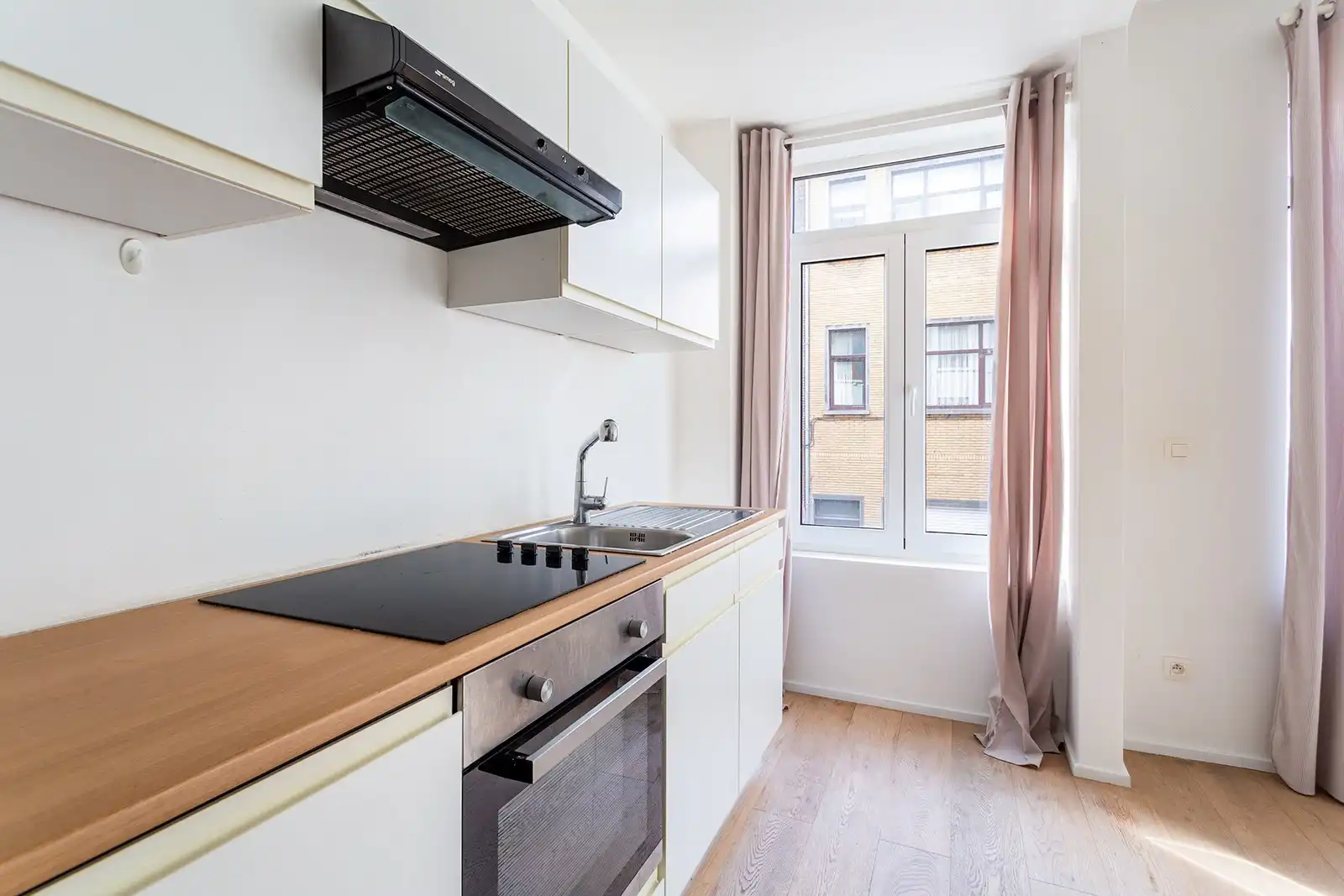 Mooi appartement met 2 slk en terras foto 4