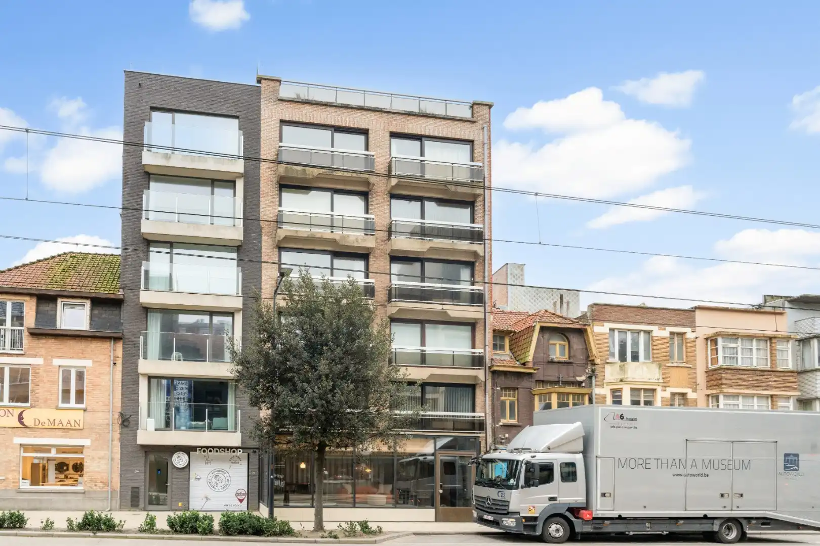 RUIM 3 SLAAPKAMERAPPARTEMENT TE KOOP  IN HET CENTRUM VAN OOSTDUINKERKE BAD foto 26