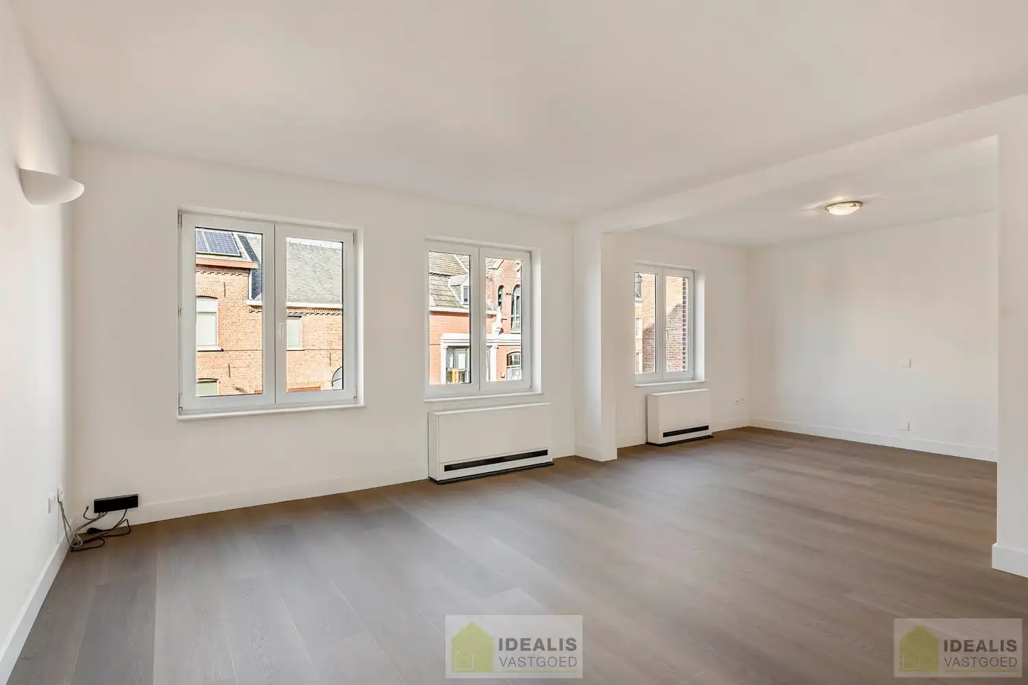 IDEALIS VASTGOED - PRACHTIG GERENOVEERD DUPLEXAPPARTEMENT IN HARTJE HAMONT! foto 5