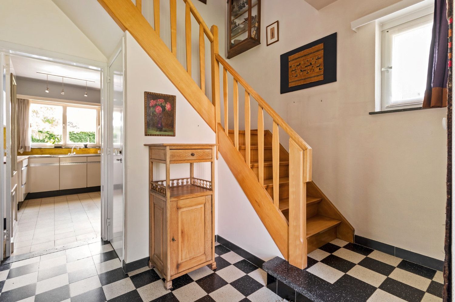 KARAKTERVOLLE WONING MET TOFFE TUIN EN GARAGE! foto 16