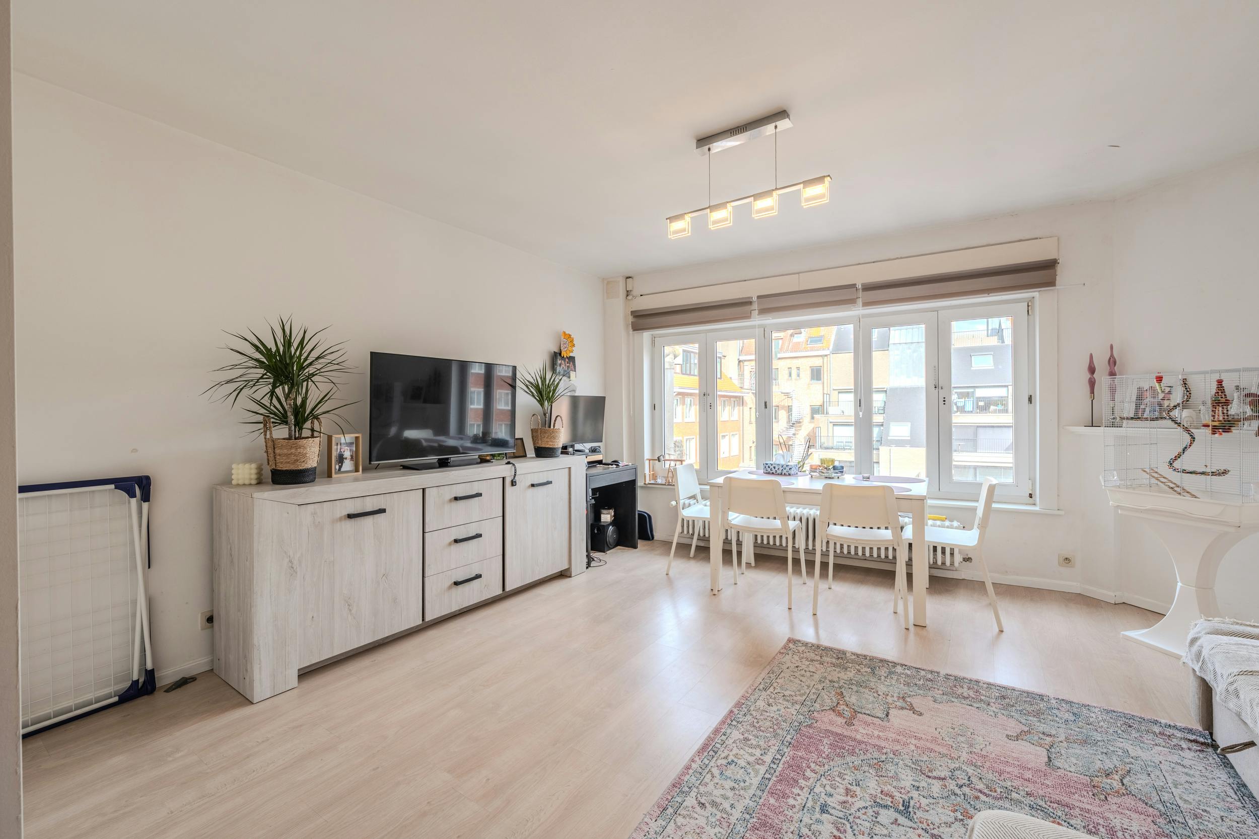 Instapklaar 2-slaapkamerappartement in centrum Oostende foto 6