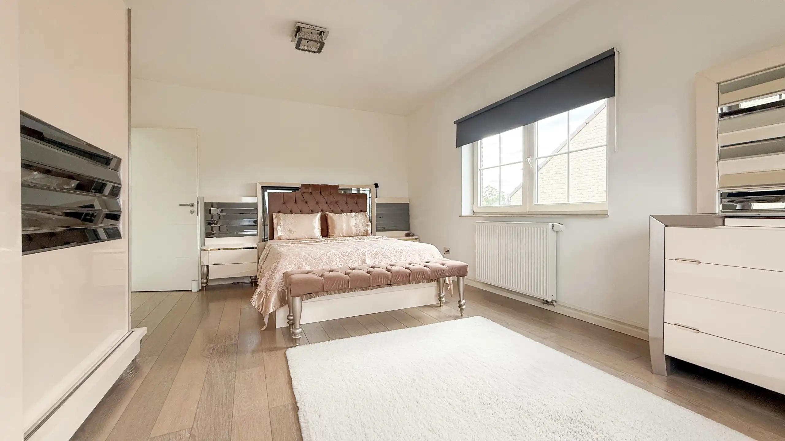 Exclusieve villa met luxueuze leefruimte en 7slpk + veranda! foto 31
