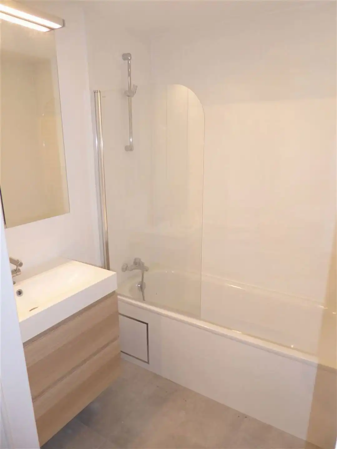 Appartement met 1 slaapkamer + bureau foto 7