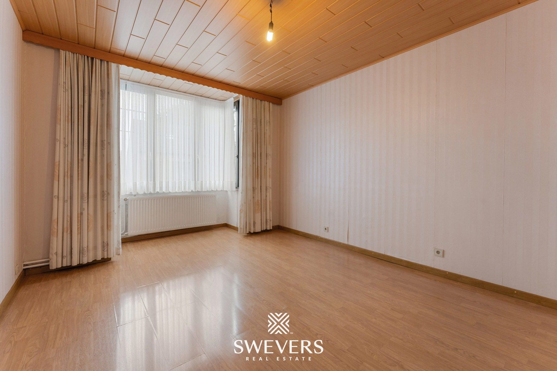 Te renoveren woning met veel karakter nabij het centrum  foto 14