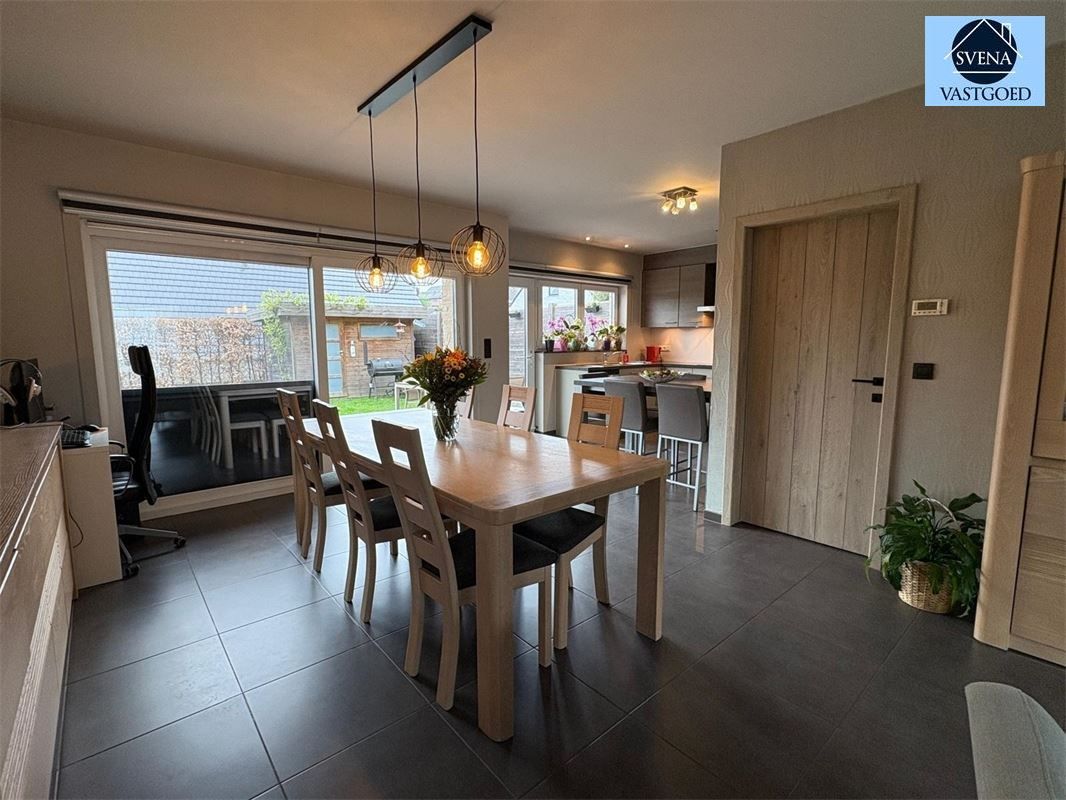 ZEER RUSTIG GELEGEN WONING MET 3 SLAAPKAMERS EN TUIN foto 3