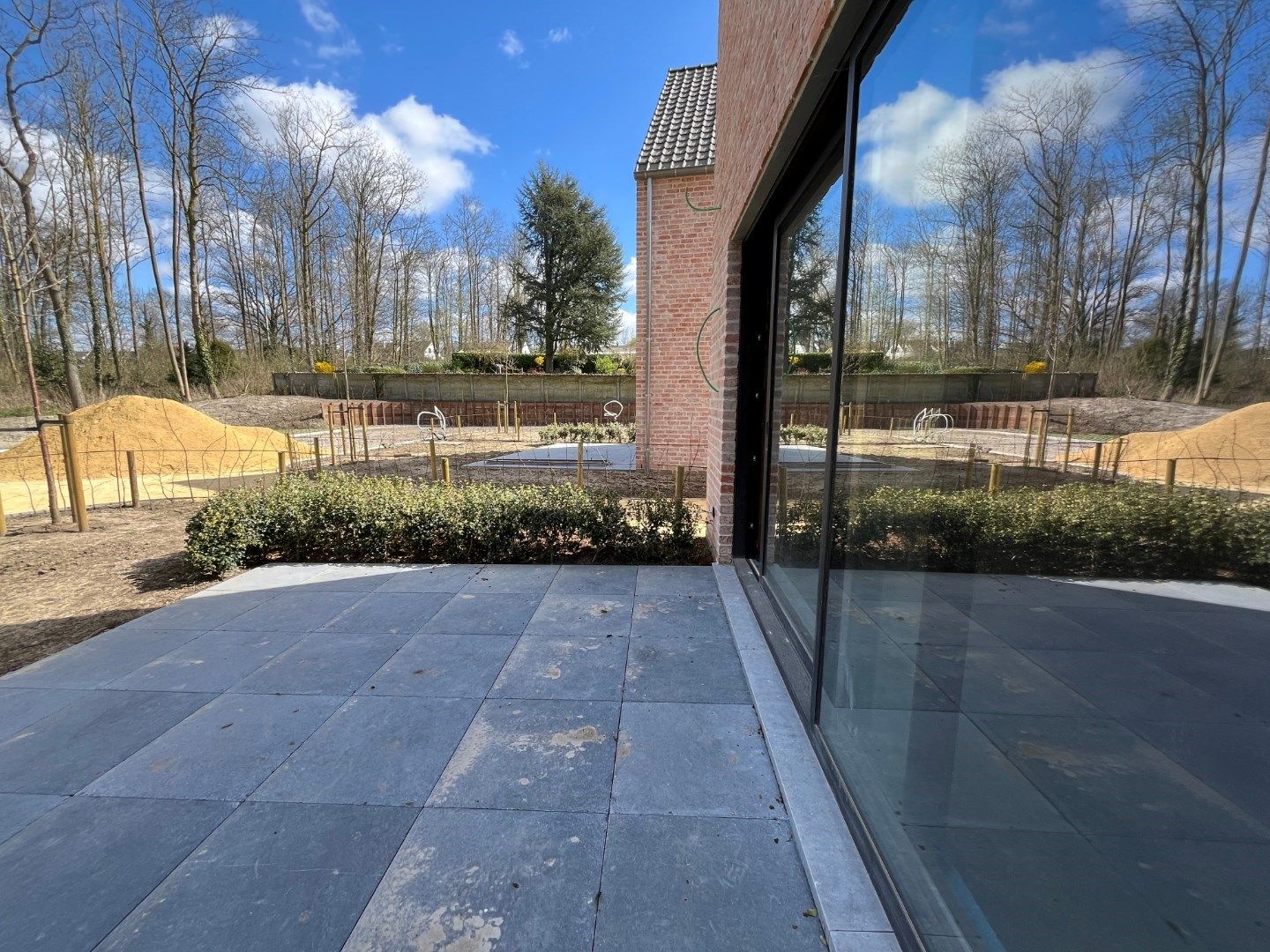 Gelijkvloerse woongelegenheid in hartje Dikkelvenne foto 3