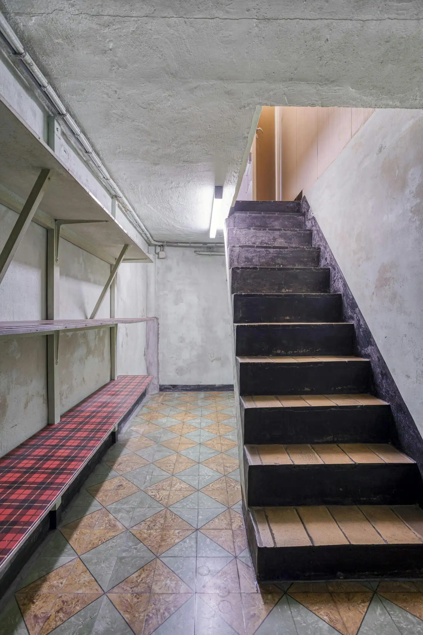 Te renoveren statige woning met royale tuin in Ardooie foto 31