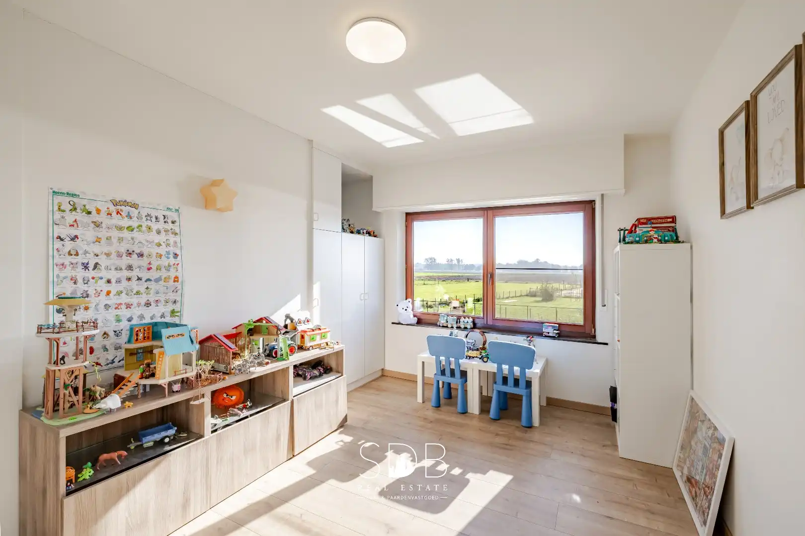 Hedendaagse woning met hippische accommodatie op 17.782m² foto 12