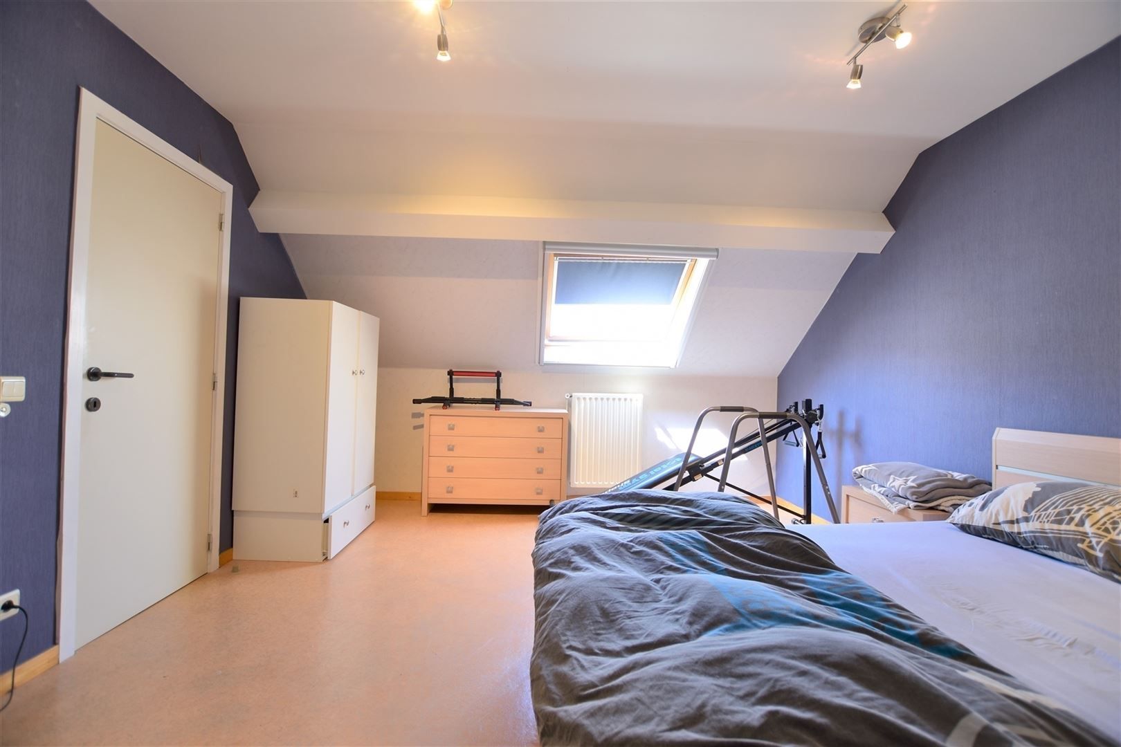 Instapklaar 2-slaapkamerappartement centrum Baasrode foto 11