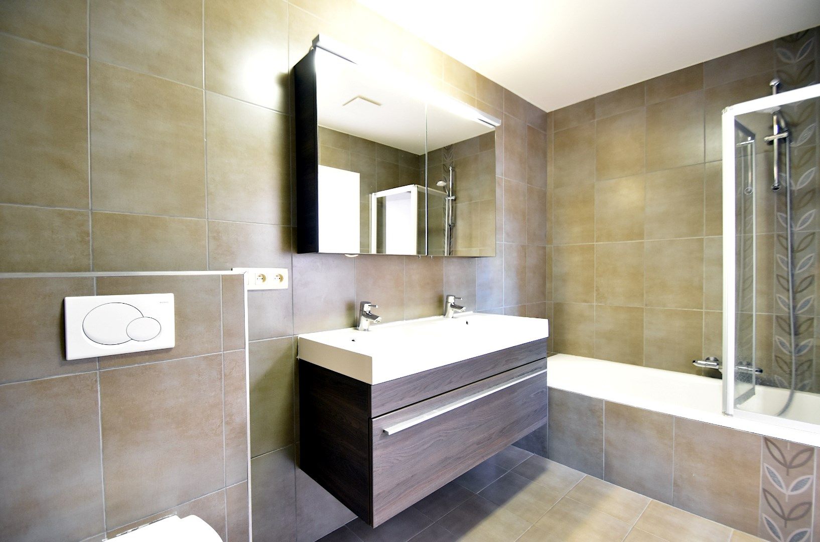 Stijlvol duplexappartement in moderne residentie foto 20