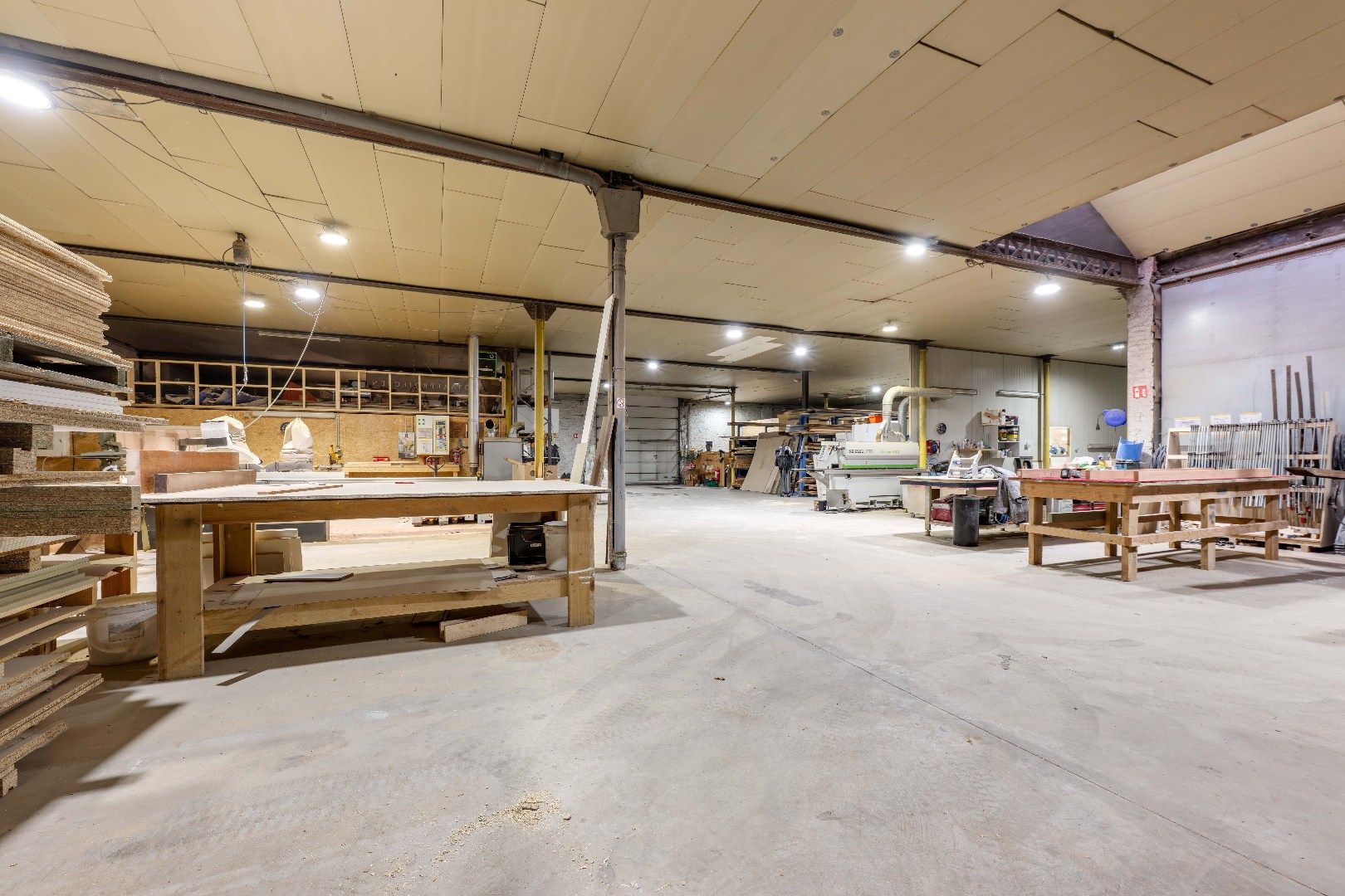 ATELIER | LOODS MET BUREEL | 784 m²  foto 11