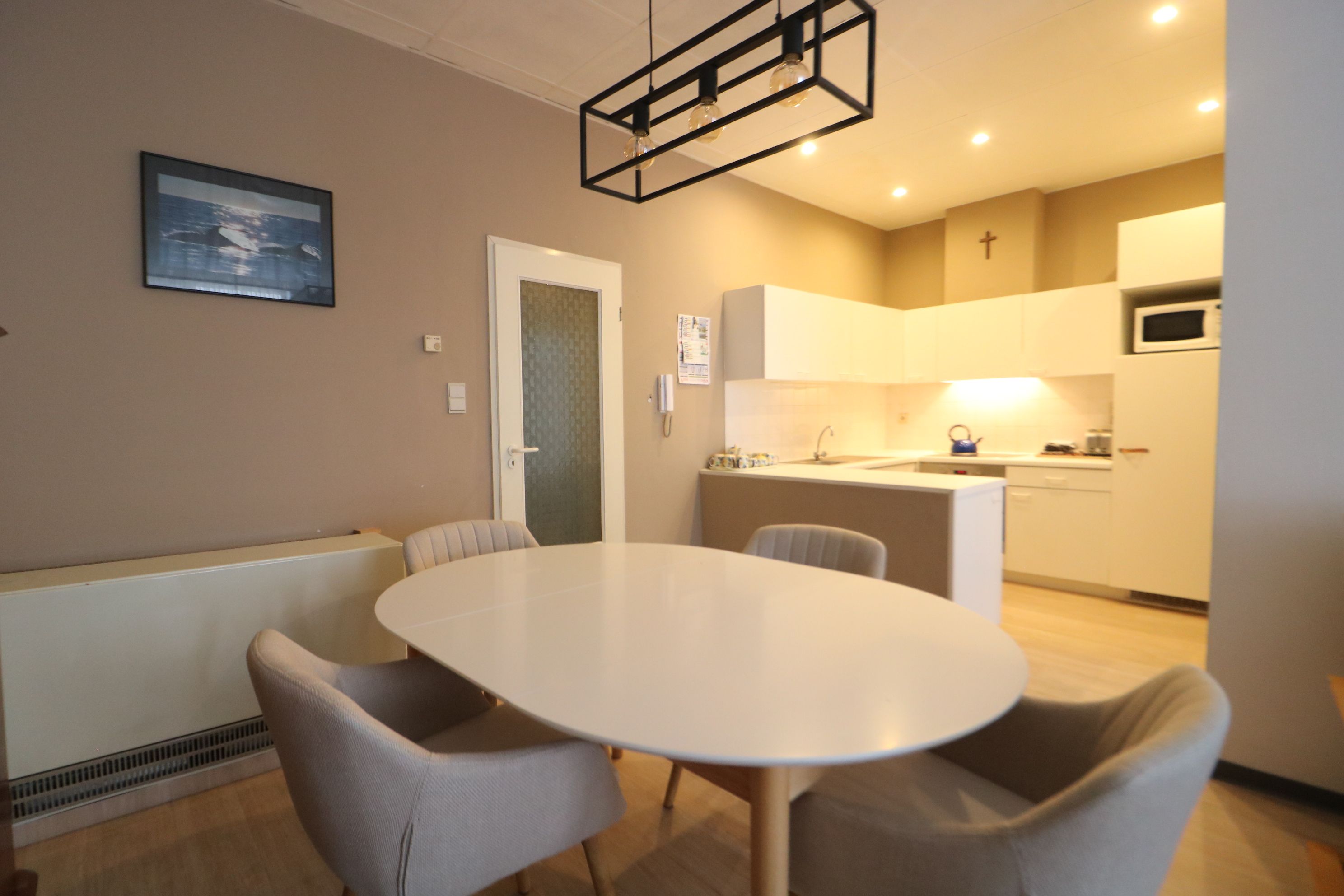 Hedendaags 2-slaapkamerappartement in het centrum van Blankenberge.  foto {{pictureIndex}}