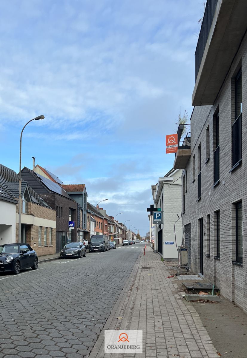 Te huur: Autostaanplaats in afgesloten parkeergarage in Lovendegem foto 6