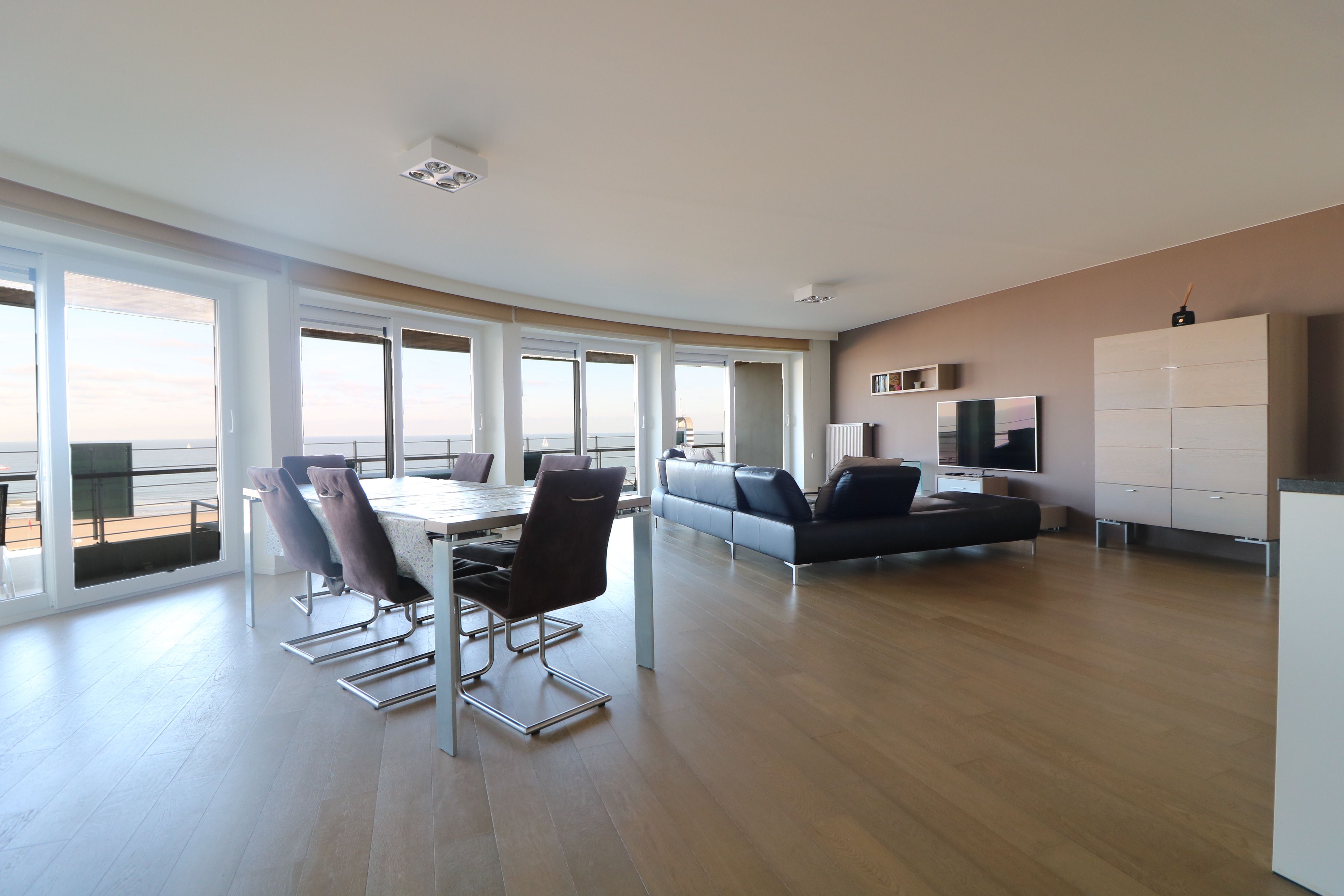 Zeedijk/ luxe / 3 slaapkamers foto 7