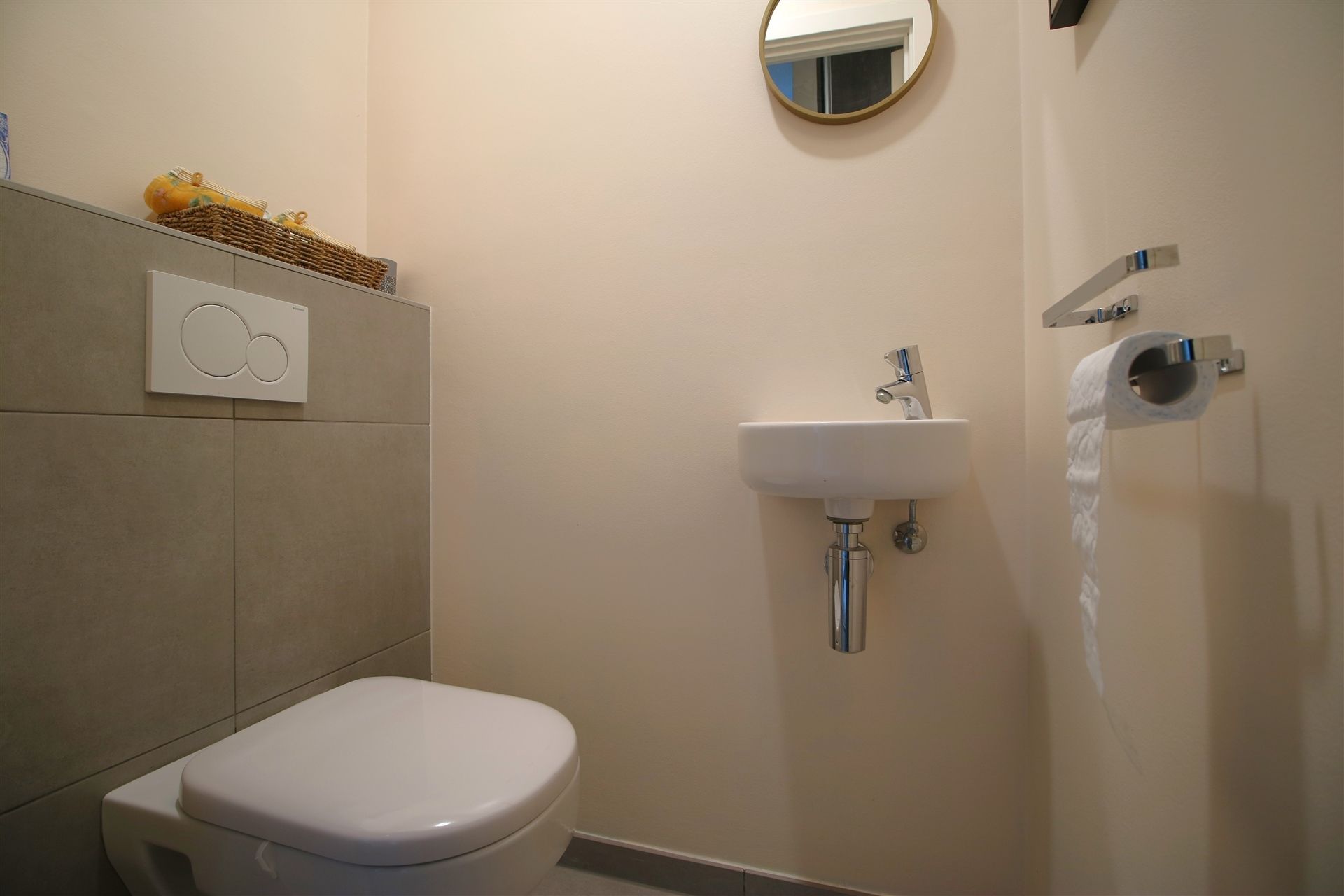 Knap gelijkvloers 2 slpk, terras & garage foto 12