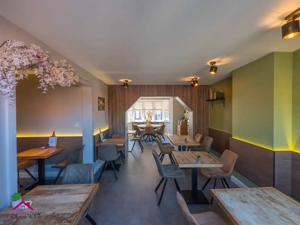 Op te frissen woning in gesloten bebouwing foto 9