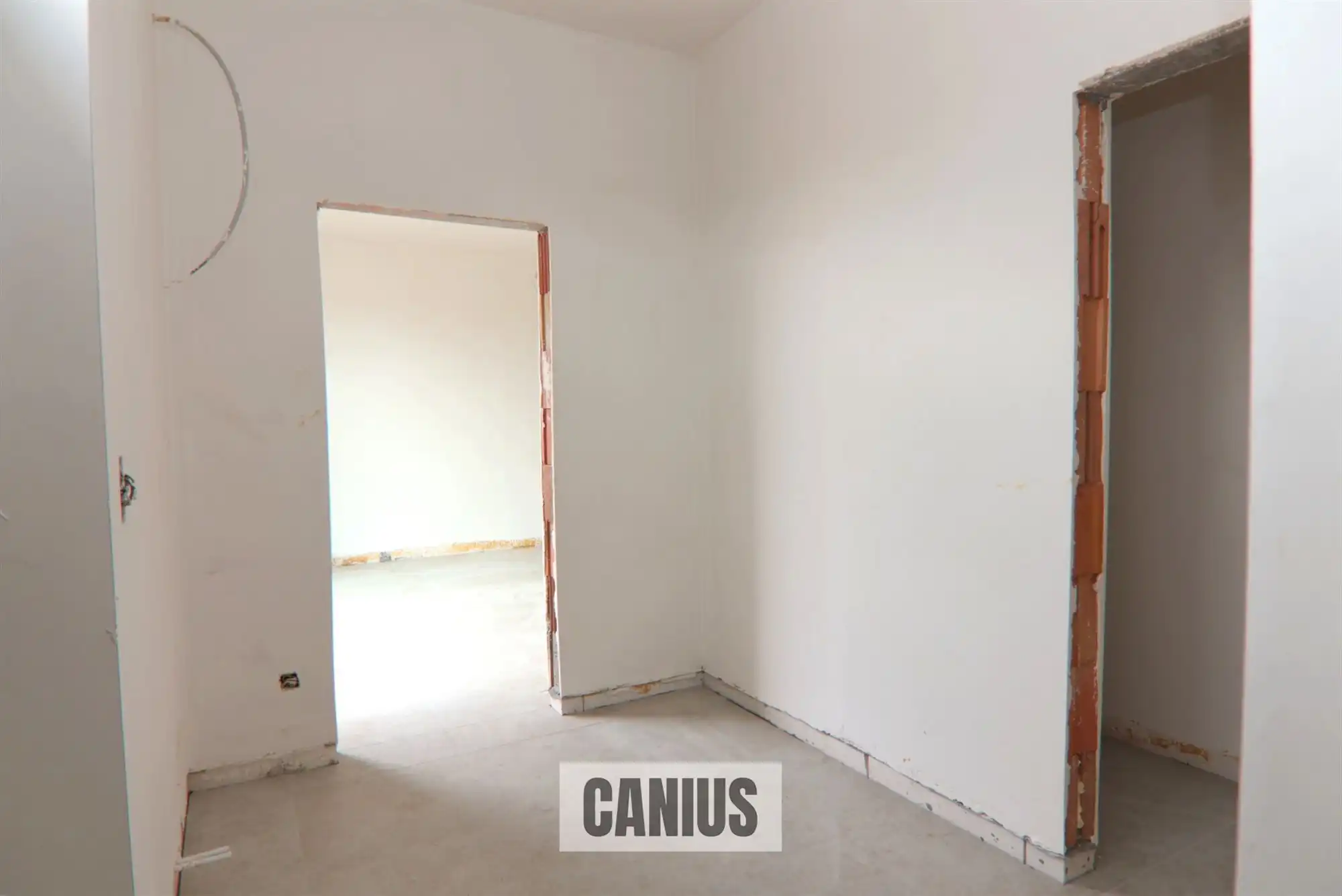 WONEN IN DE PAREL VAN HASPENGOUW foto 5