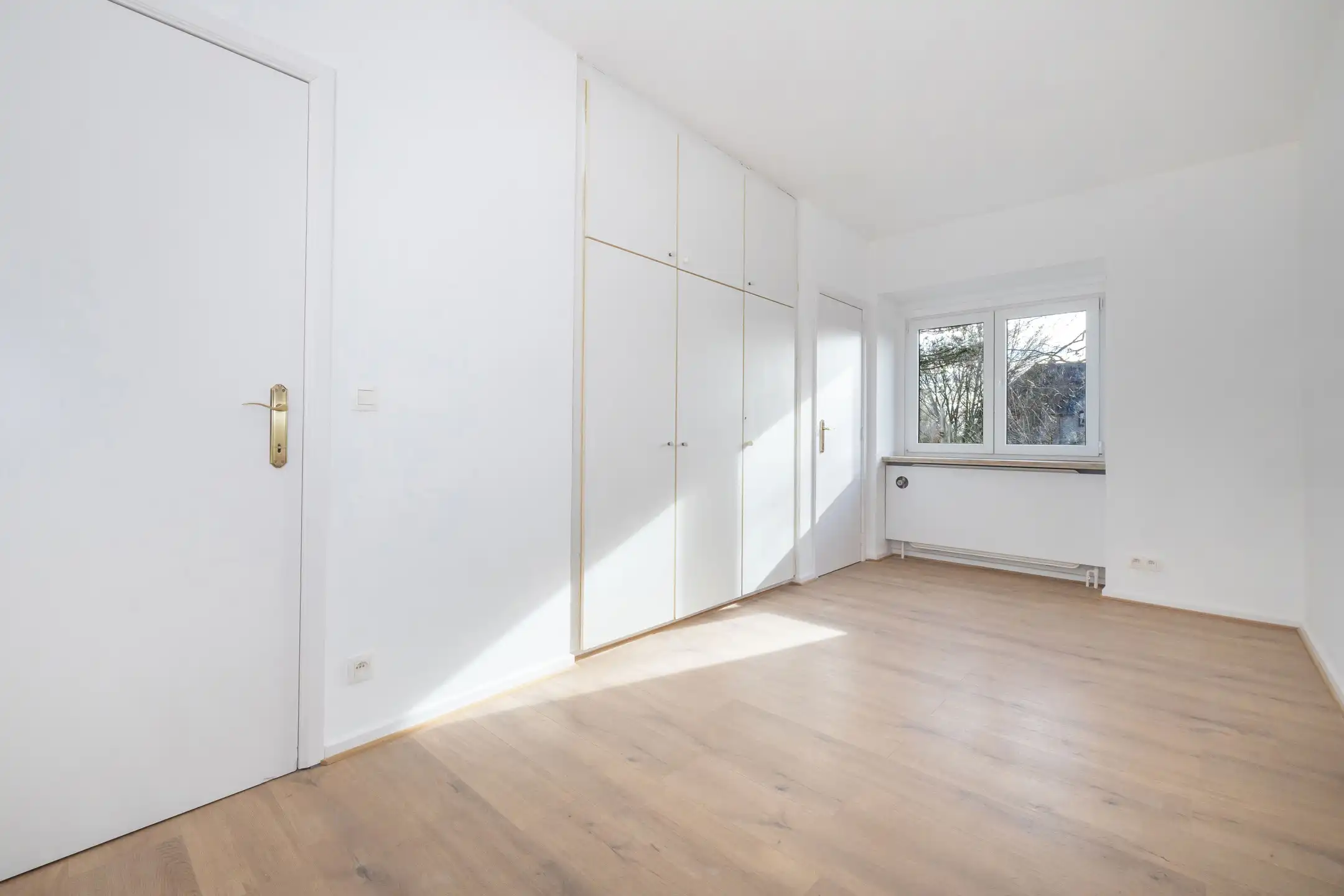 PRACHTIGE GERENOVEERDE VILLA IN WATERLOO foto 17