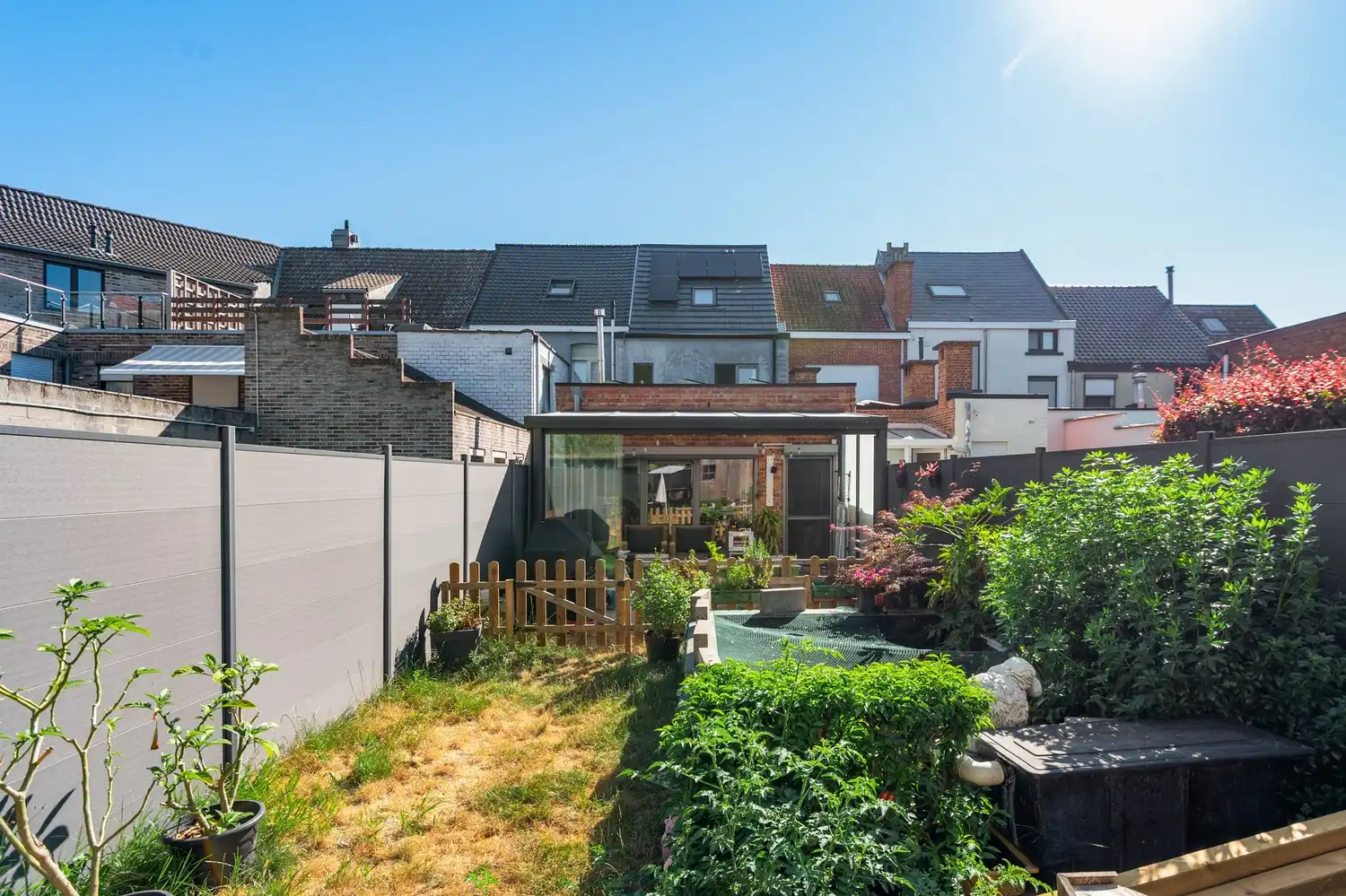 Instapklare woning met 4 slaapkamers, garage en tuin te Niel foto 17