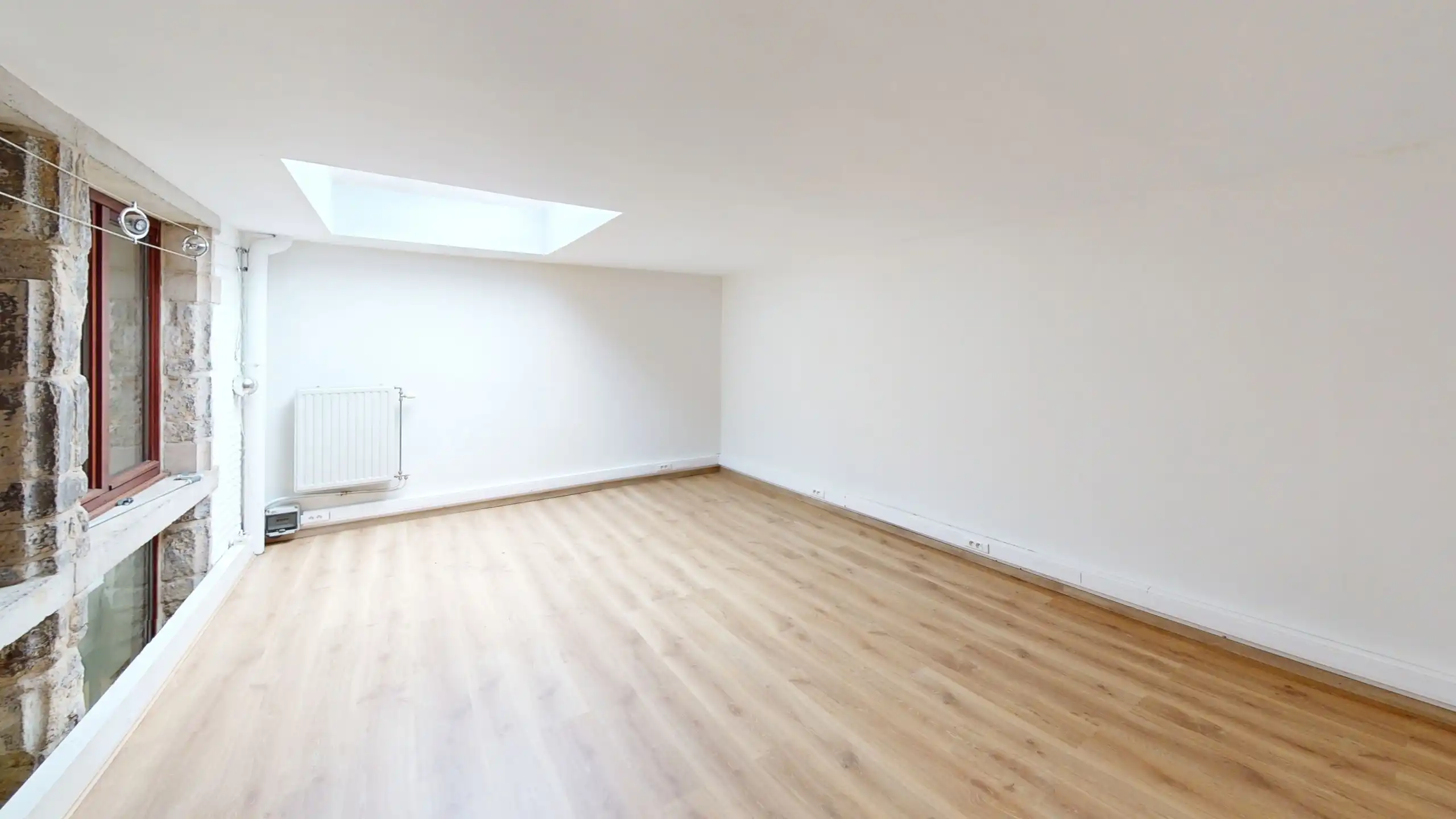 ANTWERPEN - Karaktervol kantoor op centrale locatie foto 9