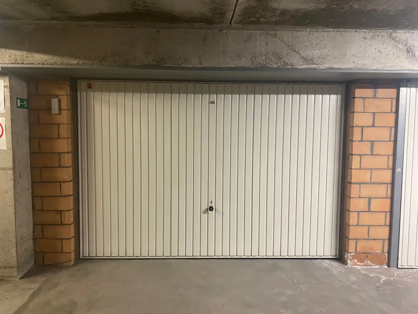 Garage te huur Aartshertoginnestraat 54/BOX 15-16-18-19 - 8400 Oostende
