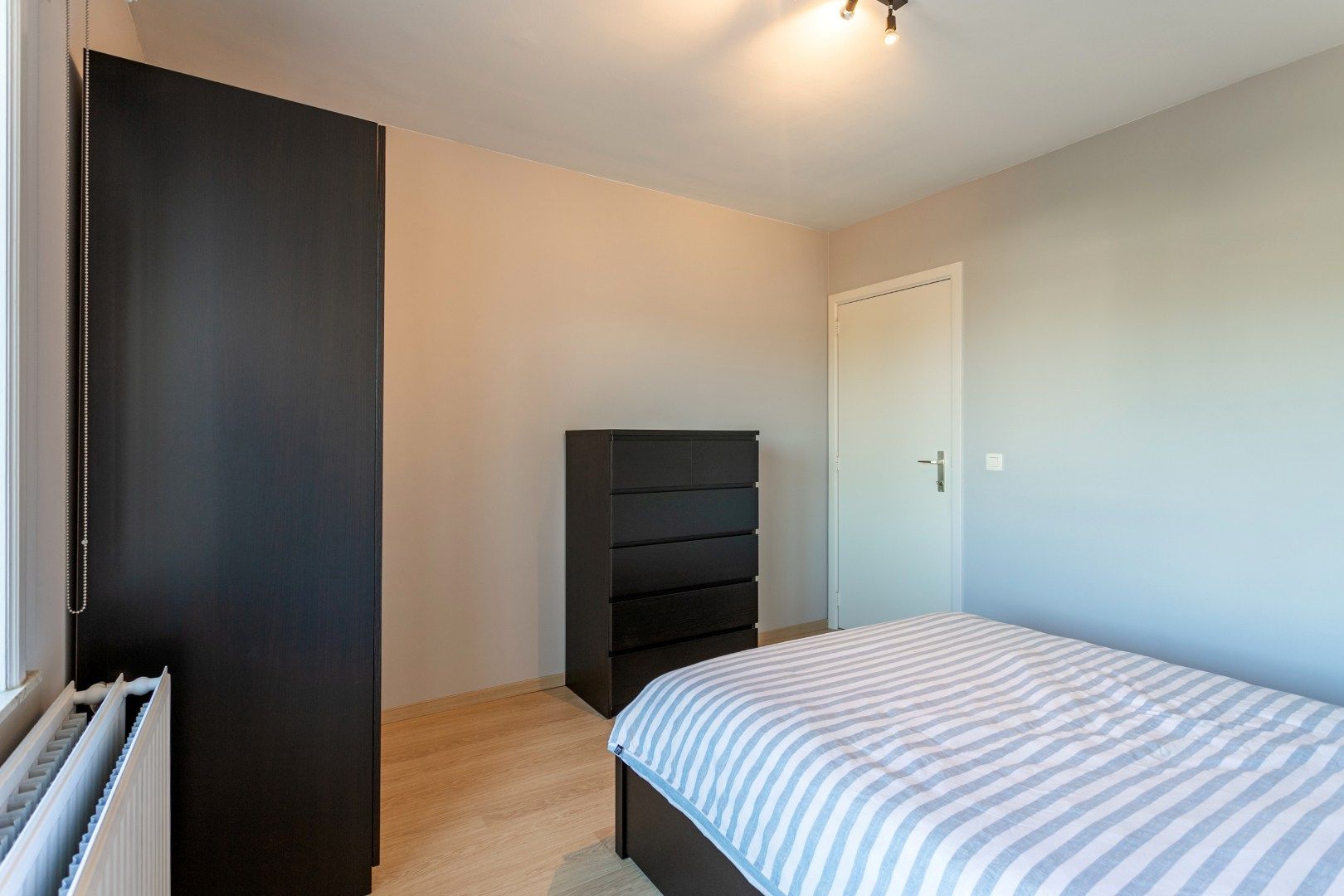 Instapklaar 2 slpk. appartement centrum Halle foto 9