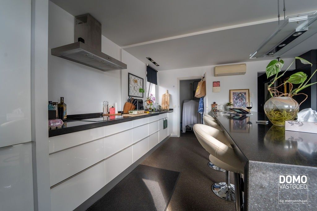 MODERN, ENERGIEZUINIG APPARTEMENT MET GARAGE TE HASSELT, VLAKBIJ E314 foto 4