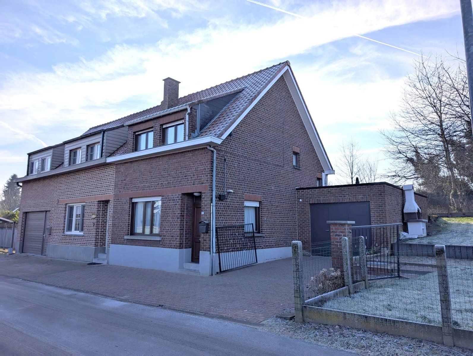 Woning met 2 slaapkamers + garage + tuin! foto {{pictureIndex}}