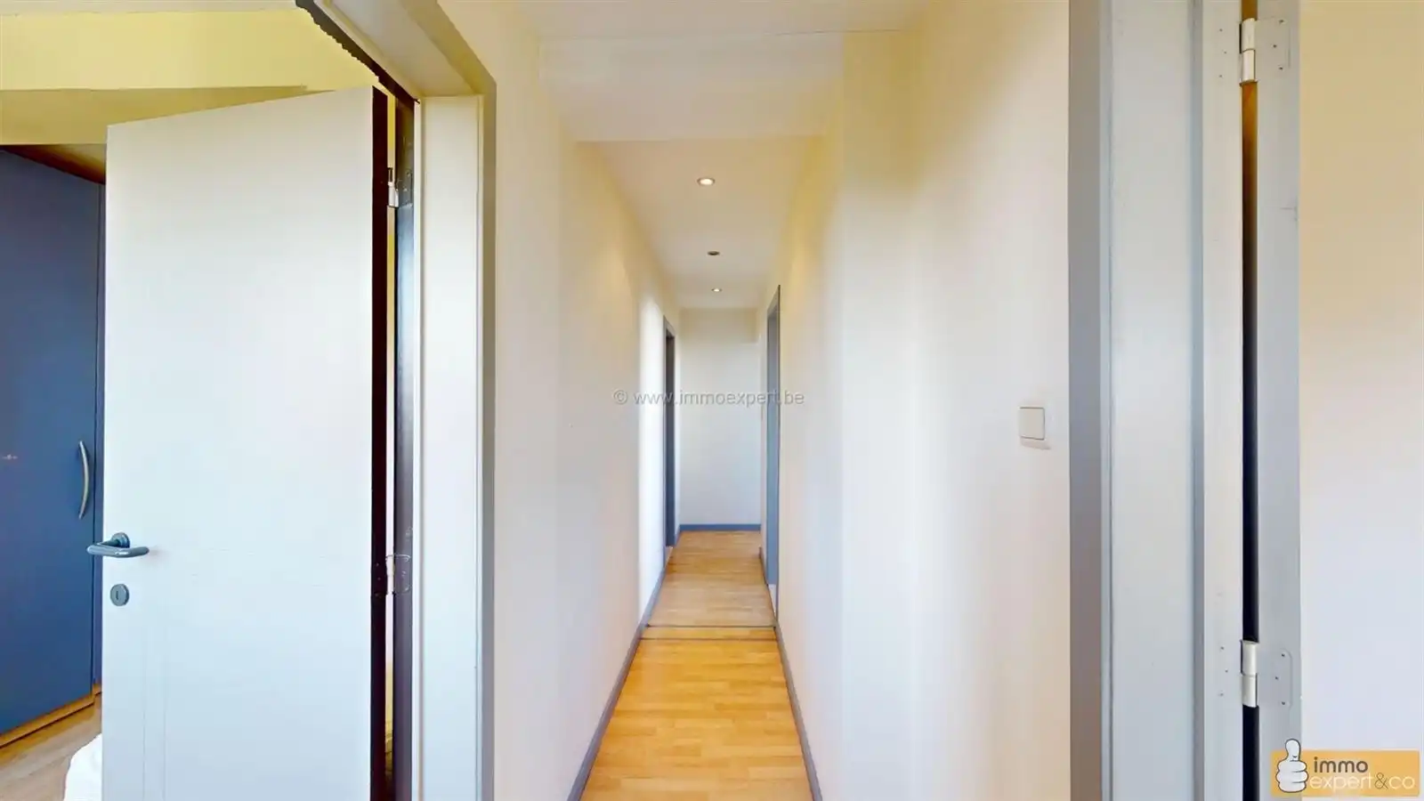 DILBEEK: Veelzijdige woning met 4 slaapkamers en 2 badkamers foto 17