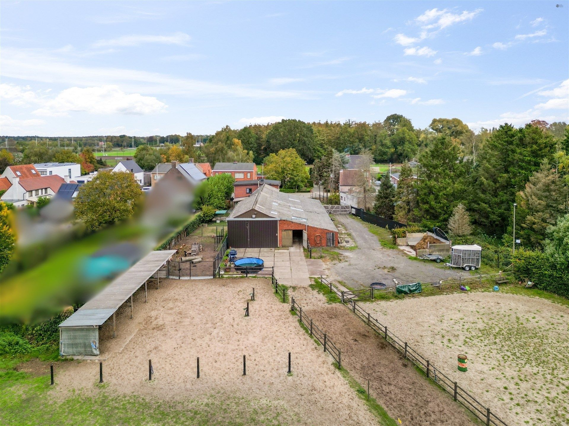 Open bebouwing + stallen op 11.268m² foto 3