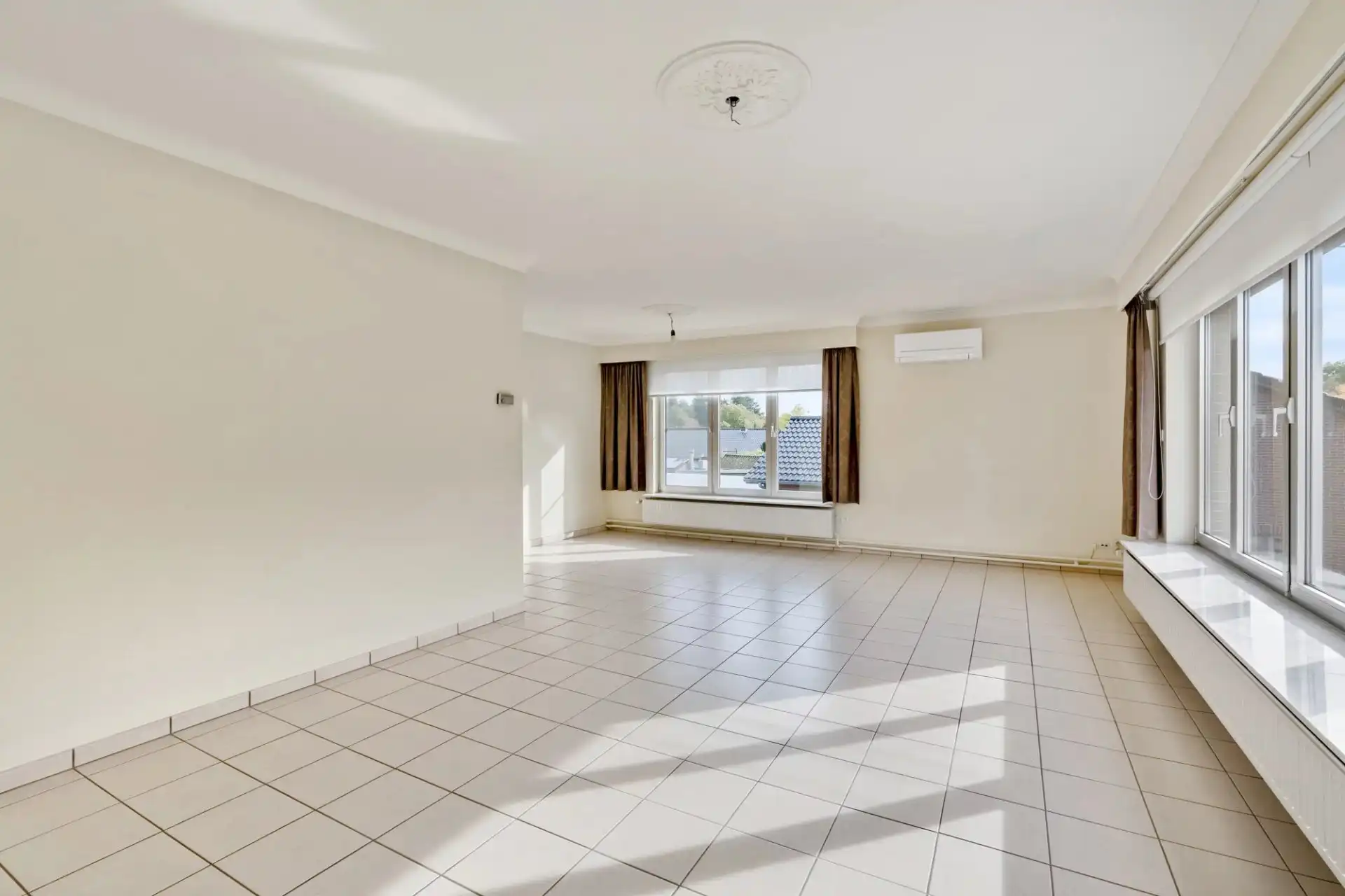 Ruim duplex appartement te Helchteren foto {{pictureIndex}}