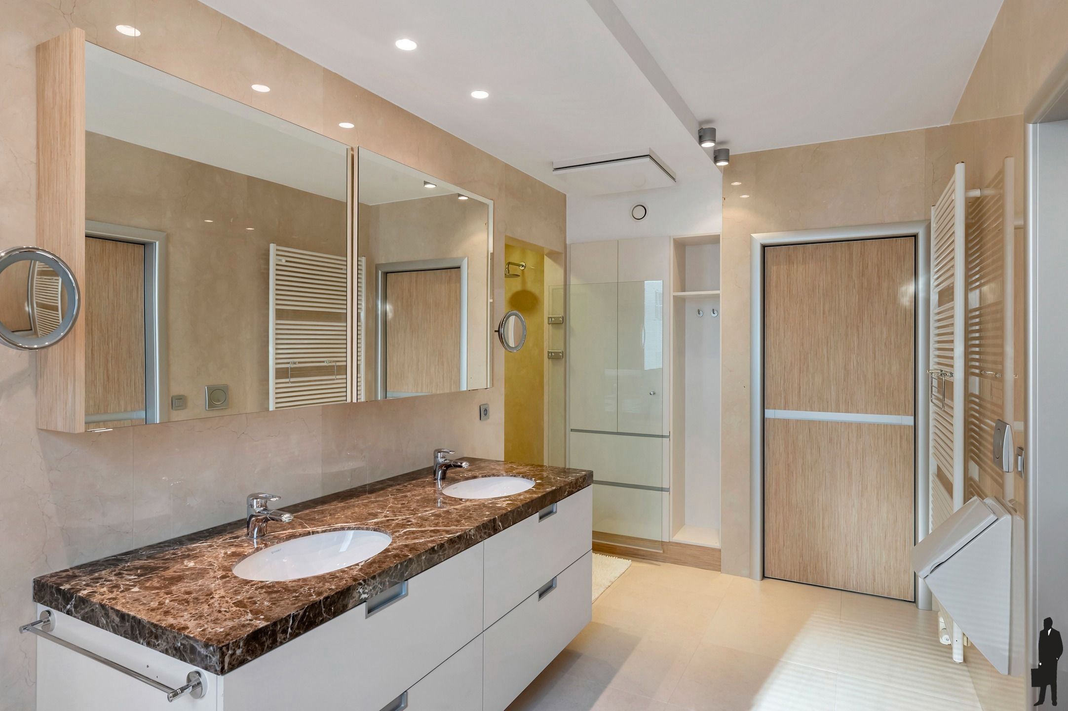 Exclusief appartement met panoramisch uitzicht op het Willemdok en het MAS foto 20