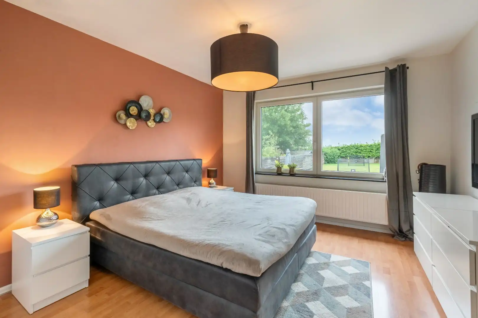 Rustig gelegen gerenoveerde gezinswoning  foto 15