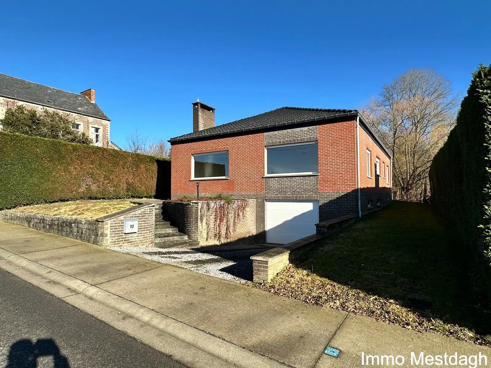 Hoofdfoto van de publicatie: Karaktervolle, instapklare vrijstaande woning in het groene Miskom