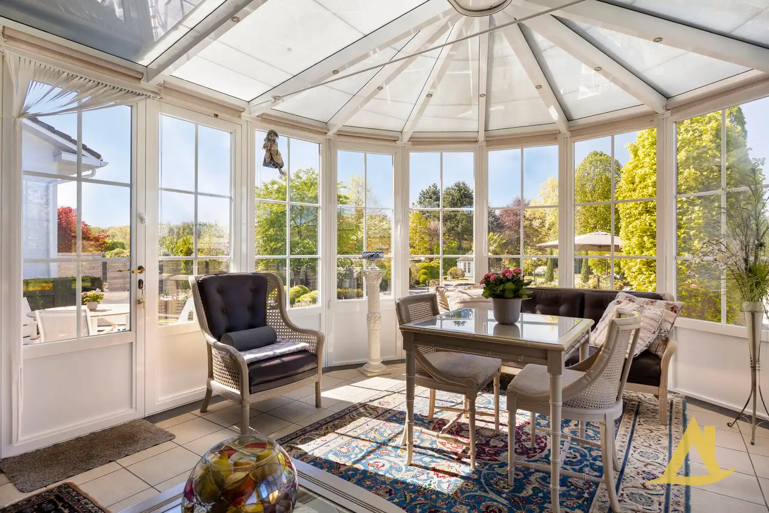 EXCLUSIEVE VILLA MET PARKTUIN EN ZWEMVIJVER OP EEN PERCEEL VAN 1HA 5A 16CA! foto 21