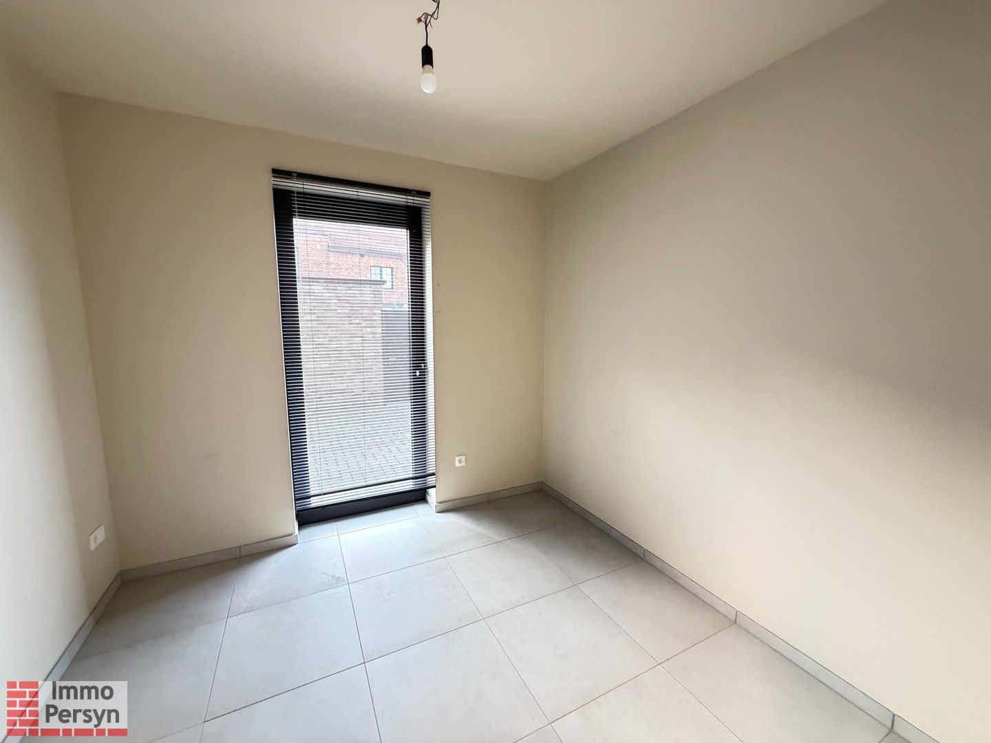 Gelijkvloers  3-slaapkamerappartement met terras foto 14