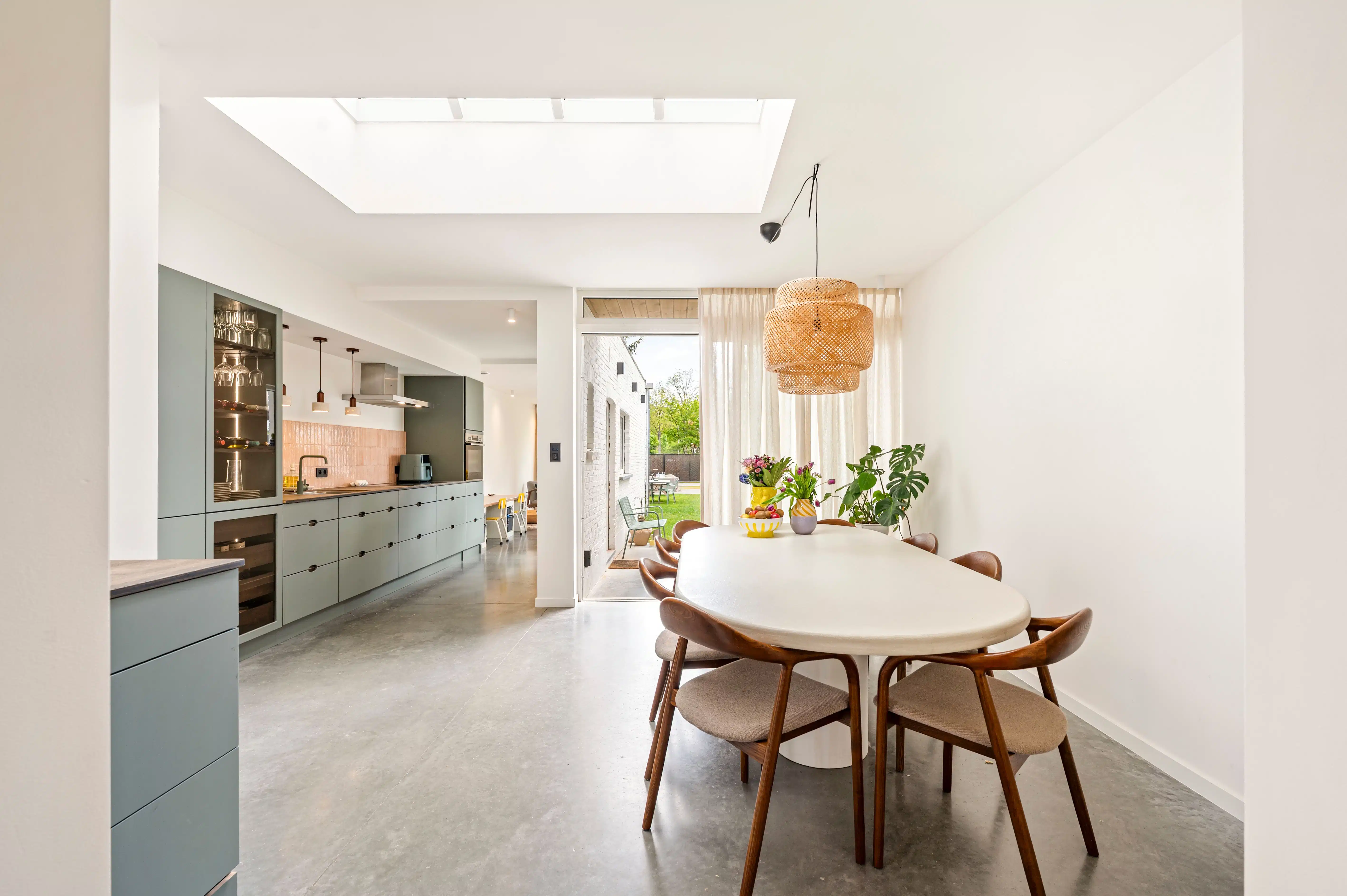 Charmante, instapklare woning met tuin en achteringang. foto 2