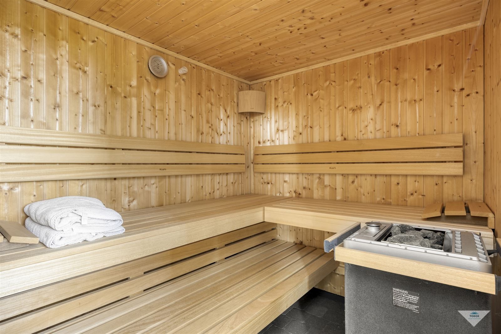 Instapklare gezinswoning met 5 slaapkamers op toplocatie  foto 23