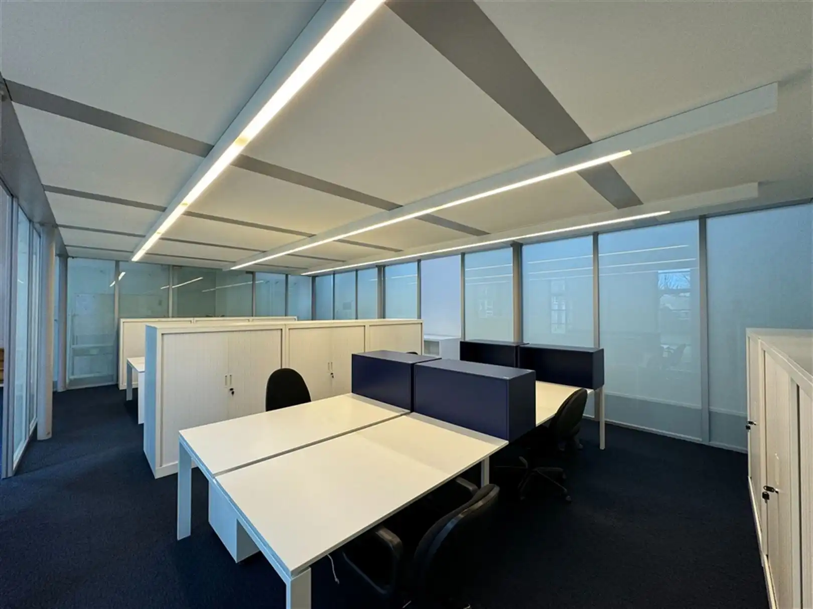 Kantoorgebouw op prachtige locatie in Deurle foto 6