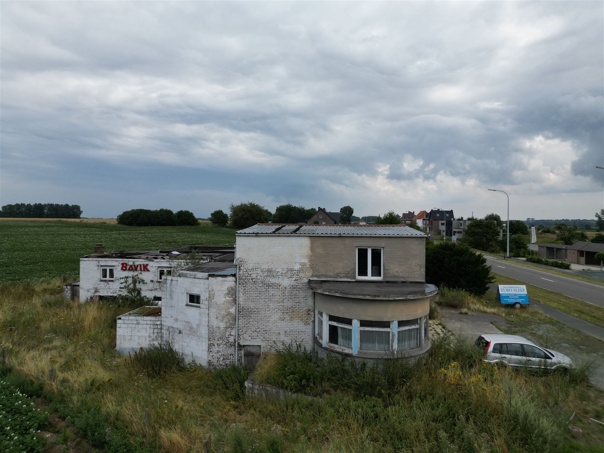 Strategisch gelegen handelspand met woonst te Voorde met een oppervlakte van 2172m² foto 10